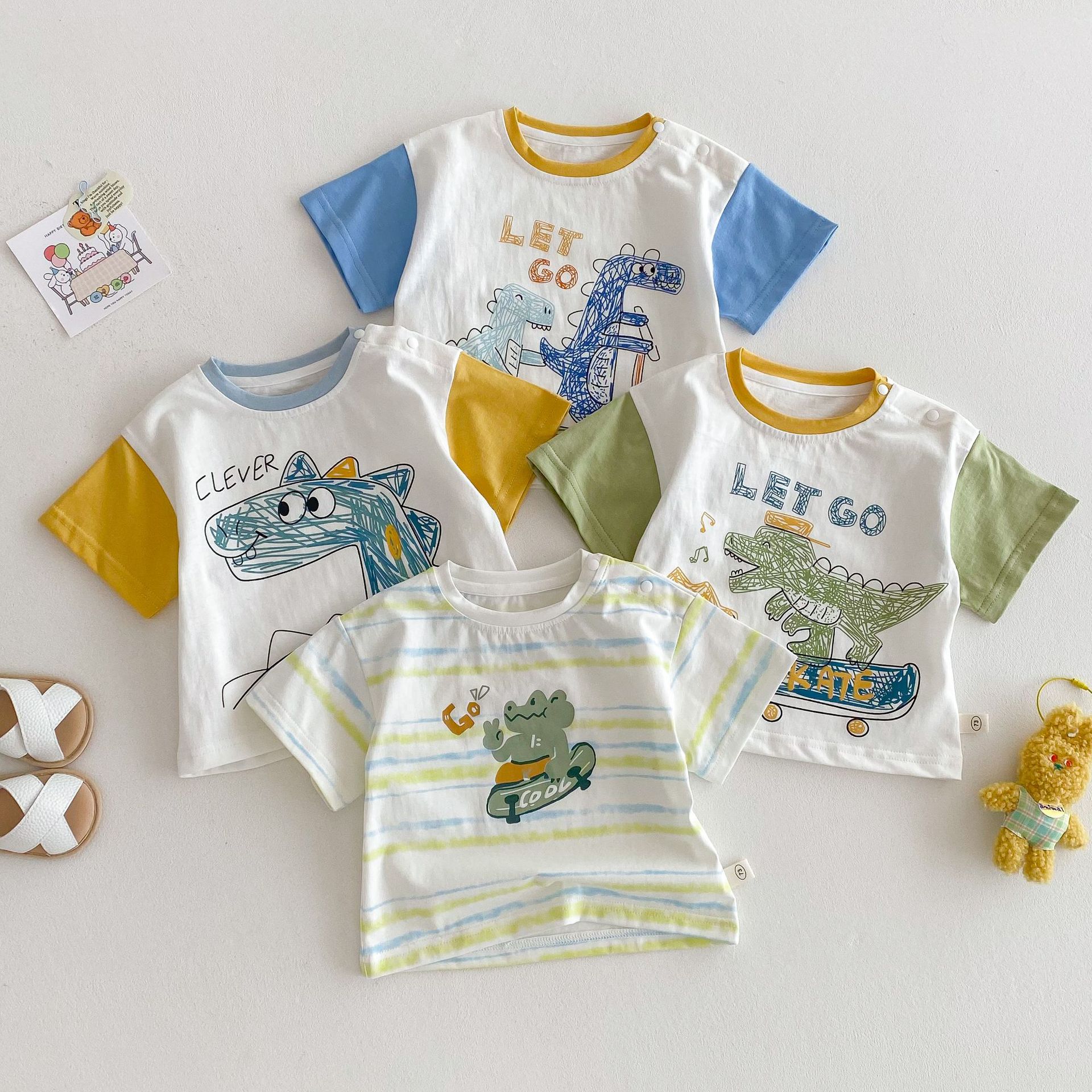 Boys' cartoon T-shirt 2025 New Summer children's letter dinosaur base layer, thin baby stylish striped top full figure