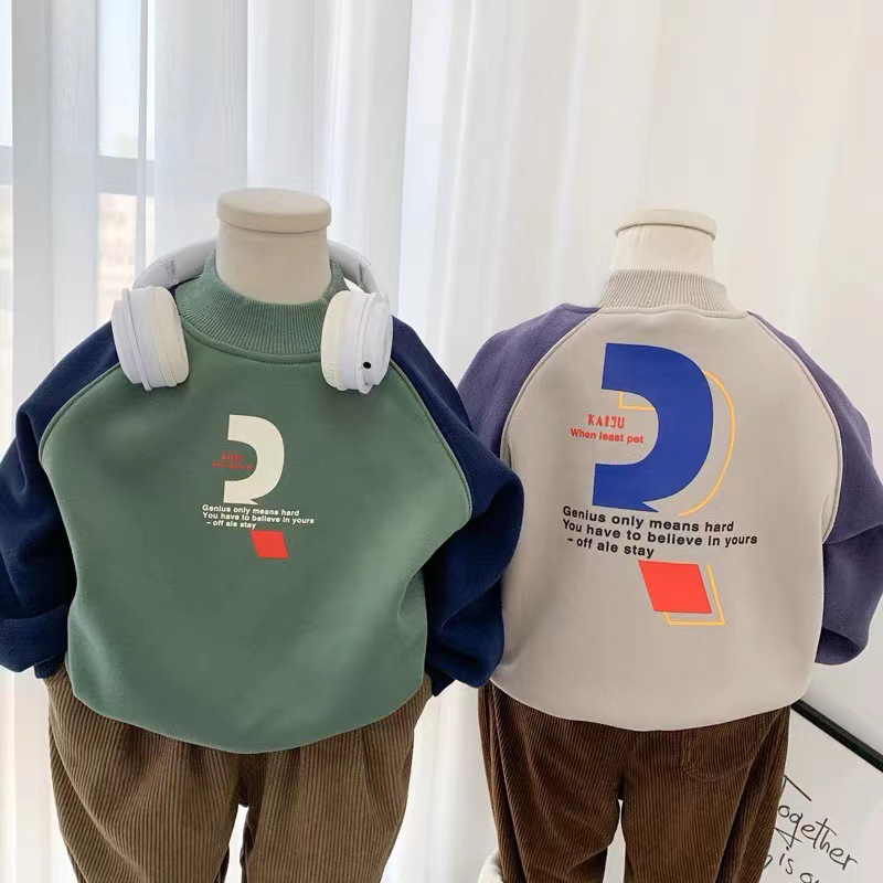 A new Korean-style plush sweatshirt for boys, a one-piece plush autumn and winter collection, a children's pullover with a semi-high neck, and a trendy look for kids details Picture