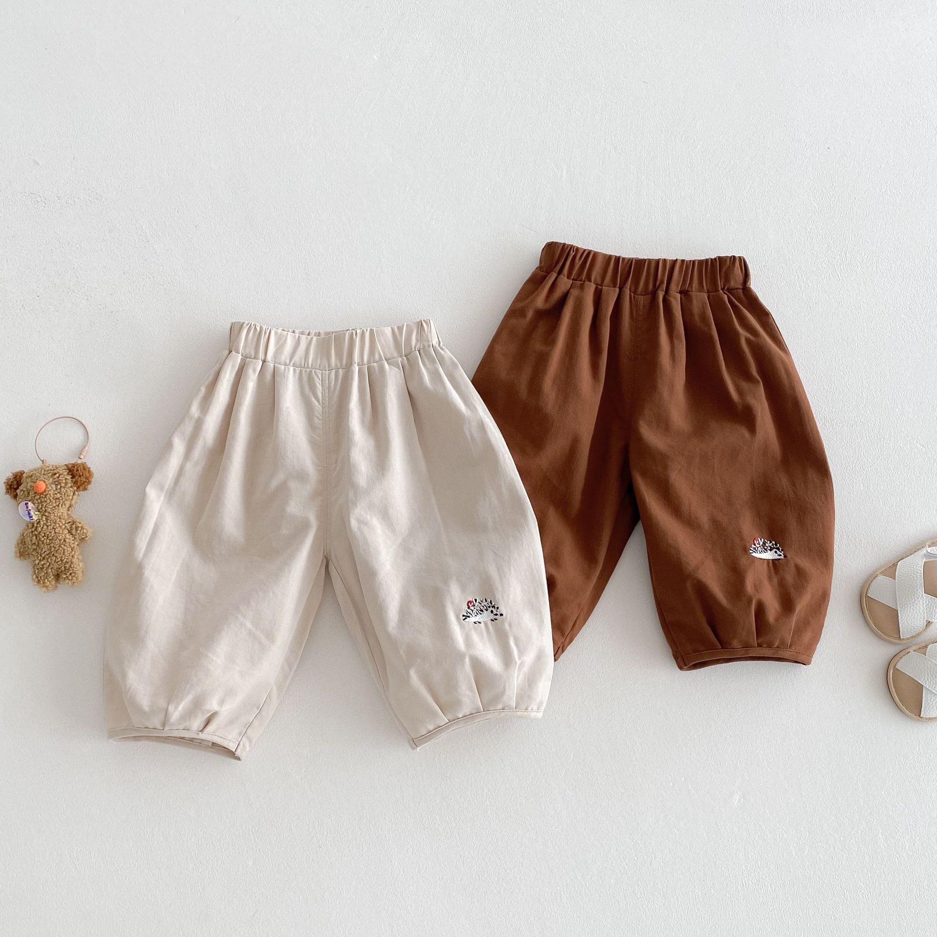 Children's embroidered casual pants 2025 new style summer Boys' fashion Korean 9-inch pants Baby solid color summer pants full figure