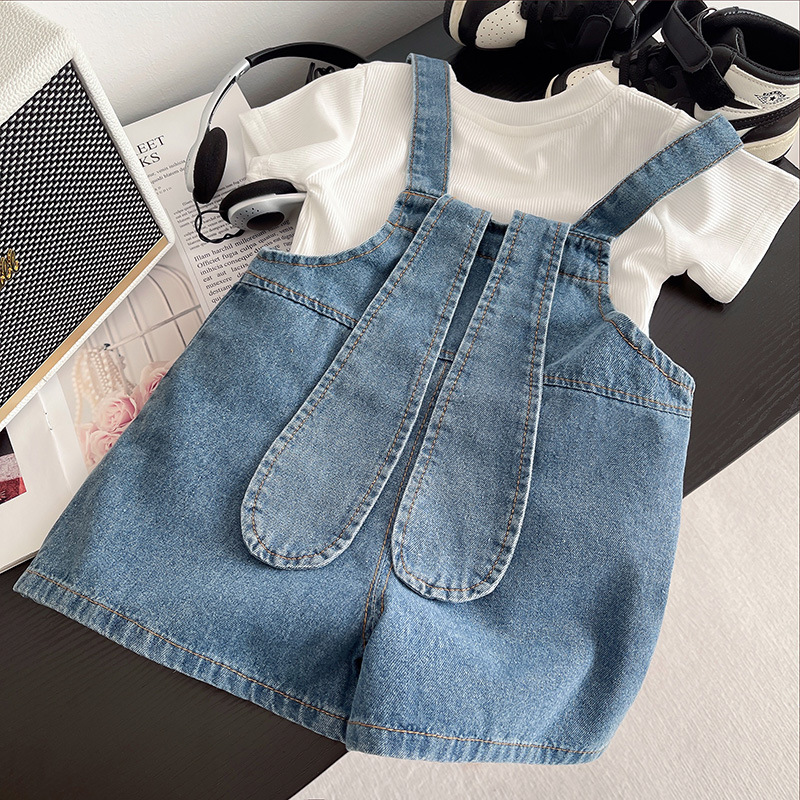 A new men's summer girls' set for 2025, featuring a stylish short-sleeved T-shirt and rabbit-ear denim overalls Specification drawing