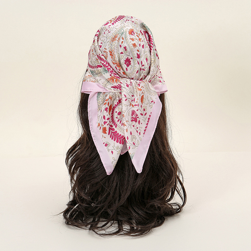 Elegant ladies' floral printed 70 small square scarves, professional neckerchiefs, decoration, popular foreign trade headscarves in stock details Picture