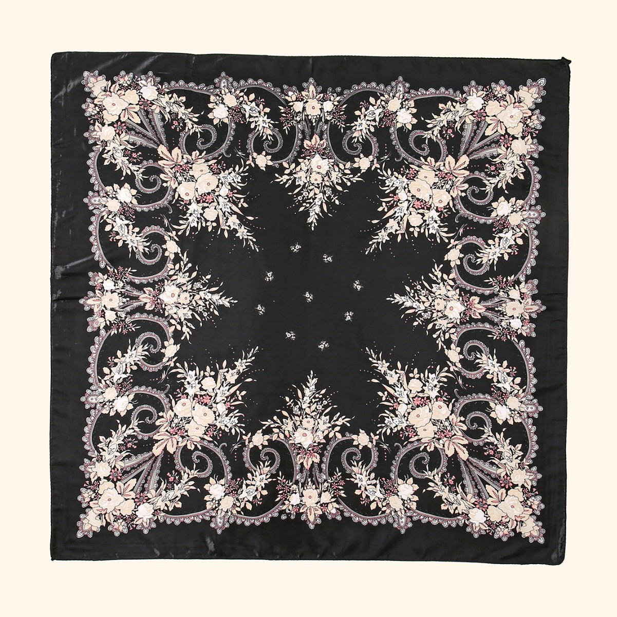 The popular 90CM large square scarf with ethnic style cashew nuts from Europe and America and the trendy street hip-hop headscarf from Xiyin are in stock for women Specification drawing