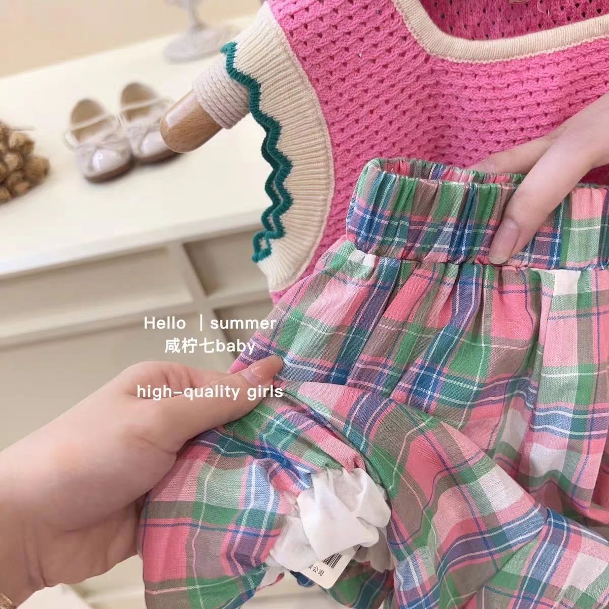 Korean-style children's summer fashion and trendy baby knitted vest, checked flower bud shorts two-piece set Application Scenario
