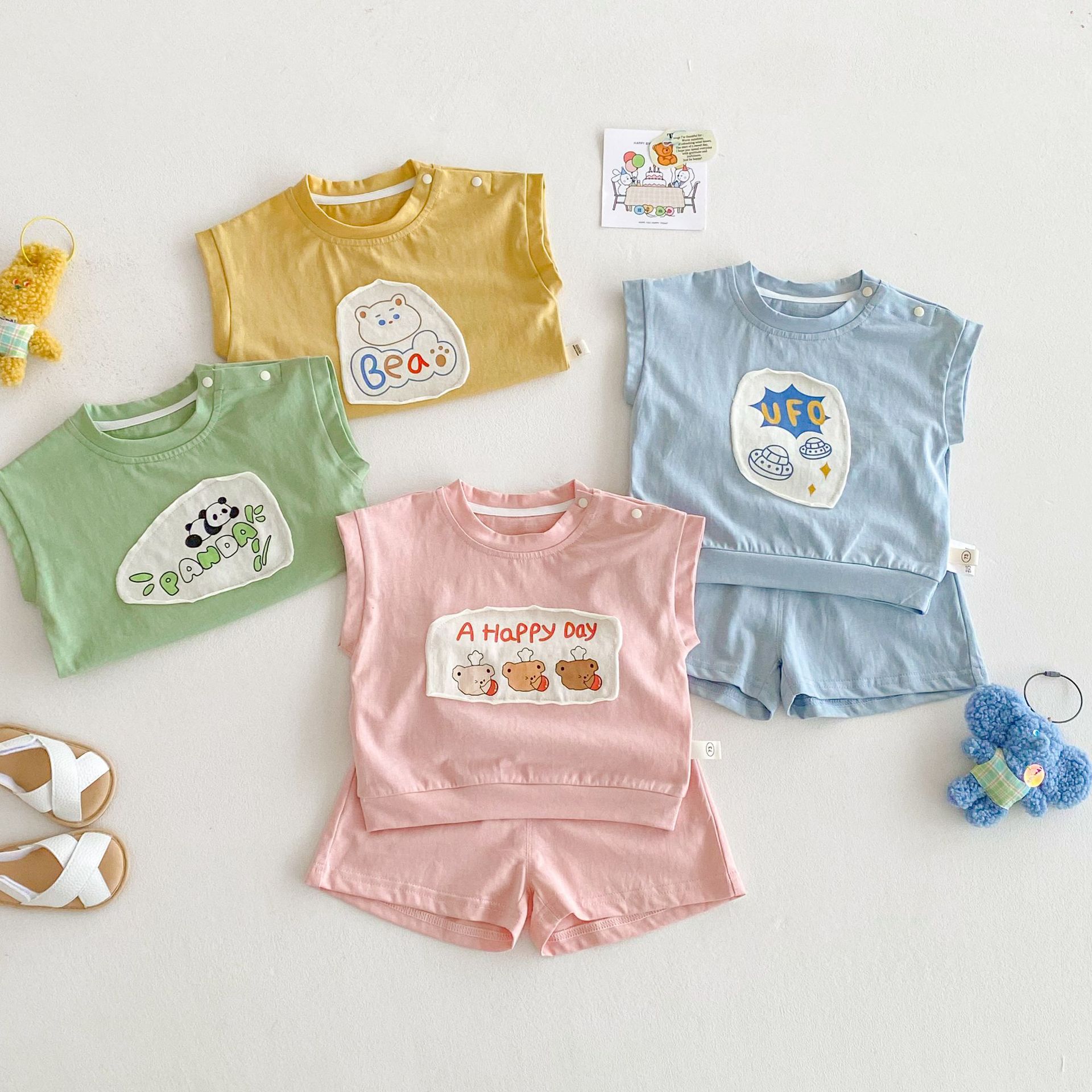 Children's Patch Set 2025 New Summer Girls' letter Cartoon Vest and Boys' Solid Color Shorts Thin Two-piece set Application Scenario