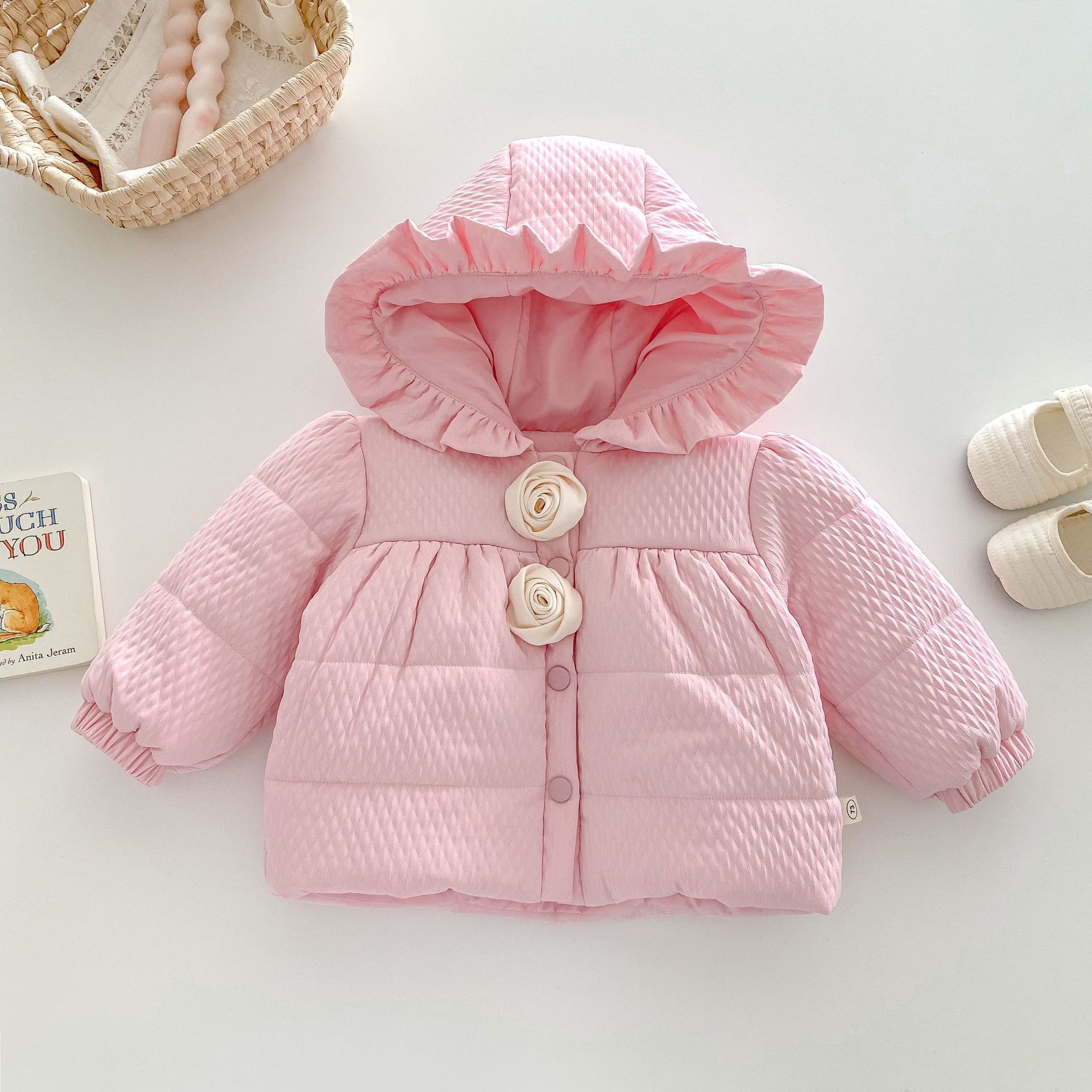 Thick cotton-padded jacket for girls, 0-5 years old, winter girls, stylish fleece, flower-trimmed, hooded and cotton-padded sweet cotton-padded jacket AY689 details Picture