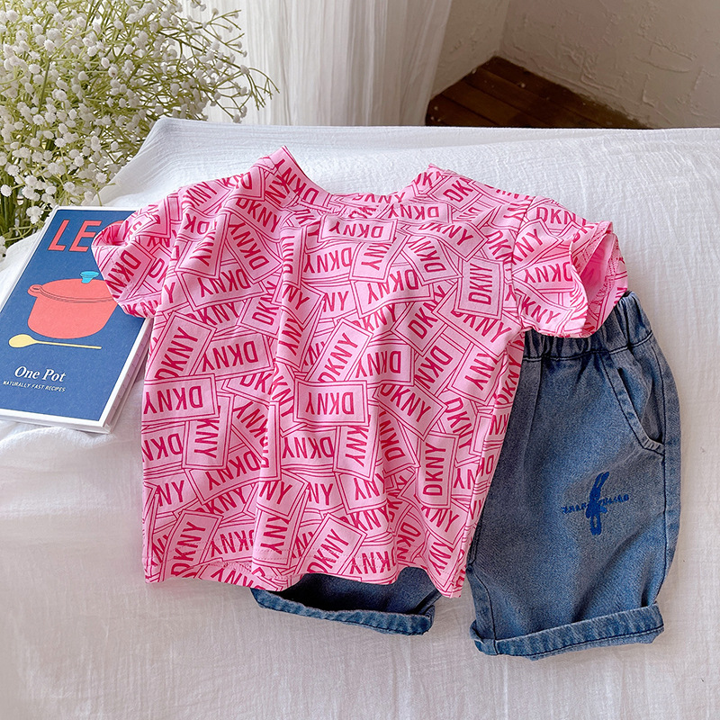 Korean summer T-shirt 2024 New Style Cool and stylish Boys' round-neck fashionable pullovers Children's short-sleeved summer wear set details Picture