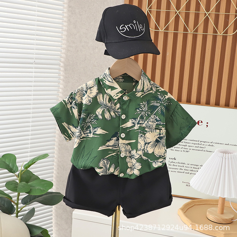 Boys' short-sleeved shirt 2023 summer style Korean baby beach vacation shirt Children's seaside Stylish two-piece set full figure