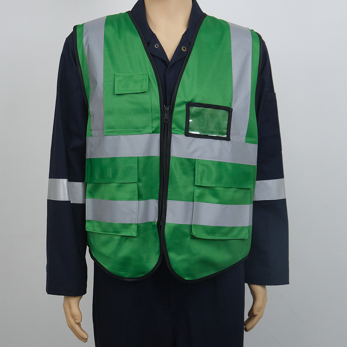 军训迷彩帽/荧光工装/电瓶车挡风被/反光马甲/军绿色劳保服白底实物图