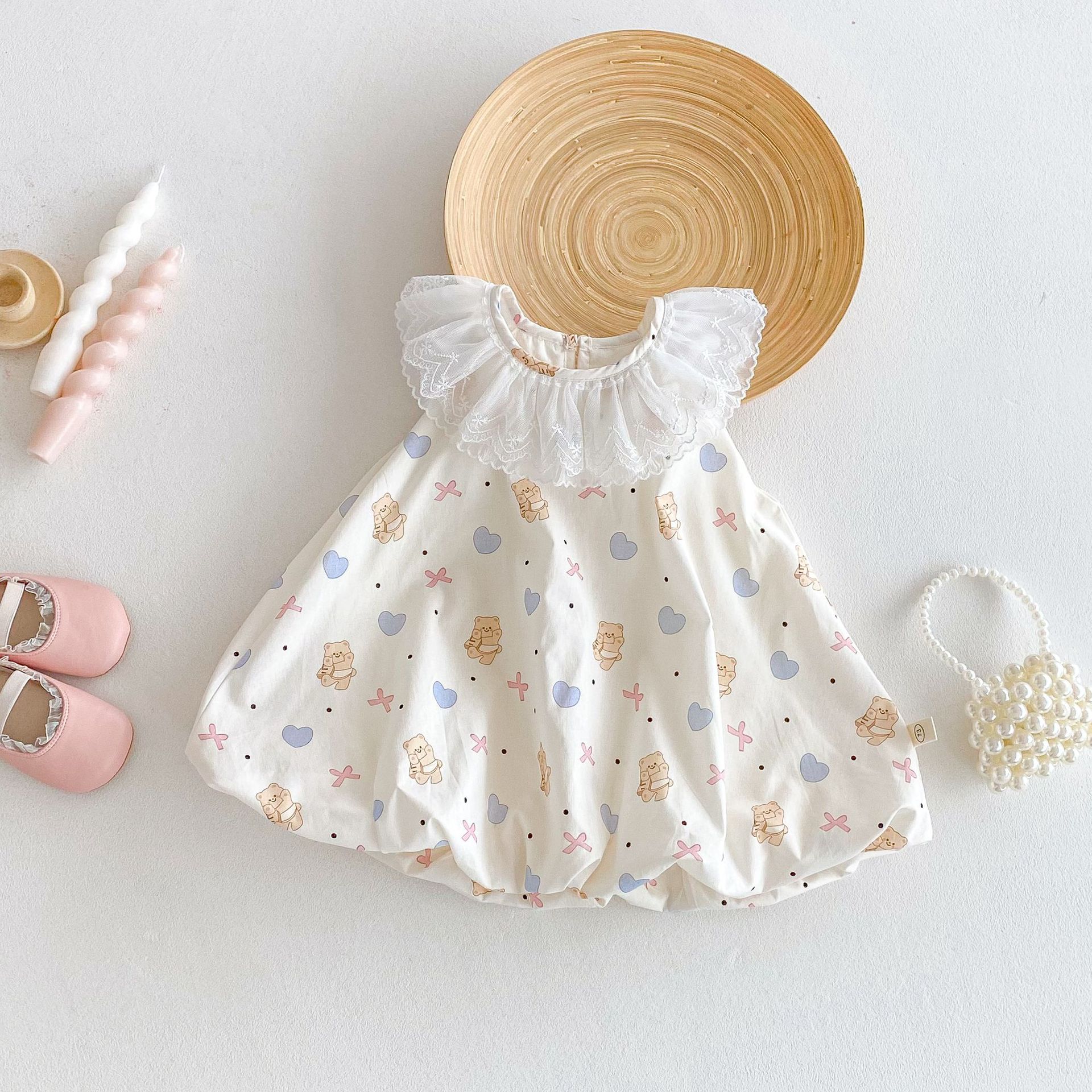 Lace collar sleeveless dress 2025 Huzhou Children's Clothing New style Summer baby cartoon cute lace collar sleeveless dress trend details Picture