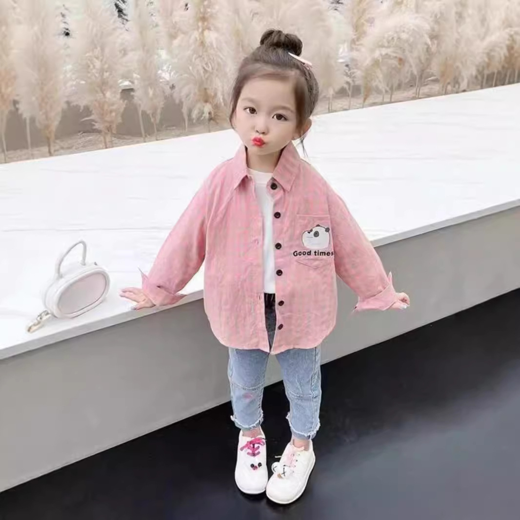 Baby girl shirt jacket 2023 New Spring and Autumn Children's stylish checked shirt, baby girl casual cartoon top Application Scenario