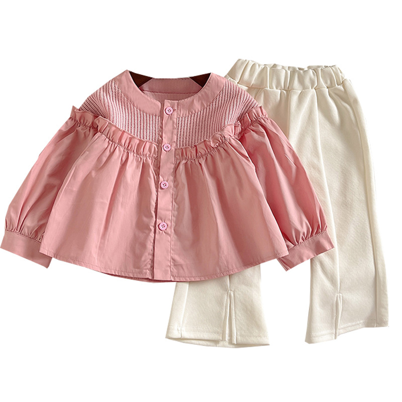 The 2024 autumn new Korean-style fashionable girls' outfit features a black fungus pink shirt paired with off-white flared pants Item Picture