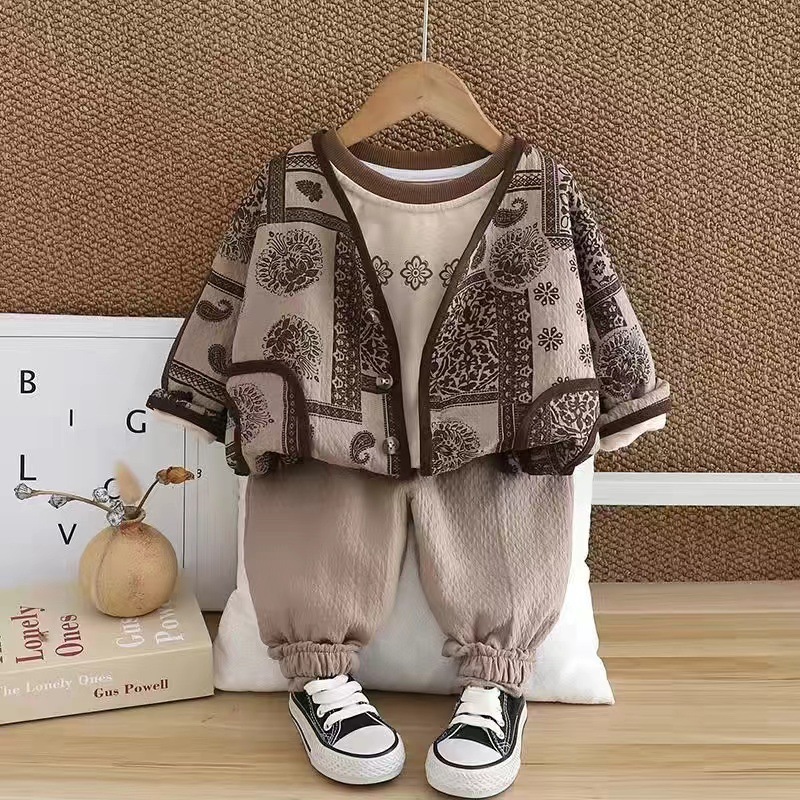 Baby long-sleeved autumn set, boys and children's spring and autumn stylish coat, autumn light brown retro three-piece set wholesale full figure