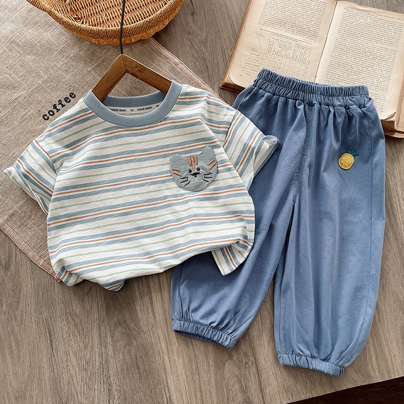 The new summer set for boys in 2025 features a trendy kids' striped short-sleeved casual thin mosquito-proof lantern pants full figure