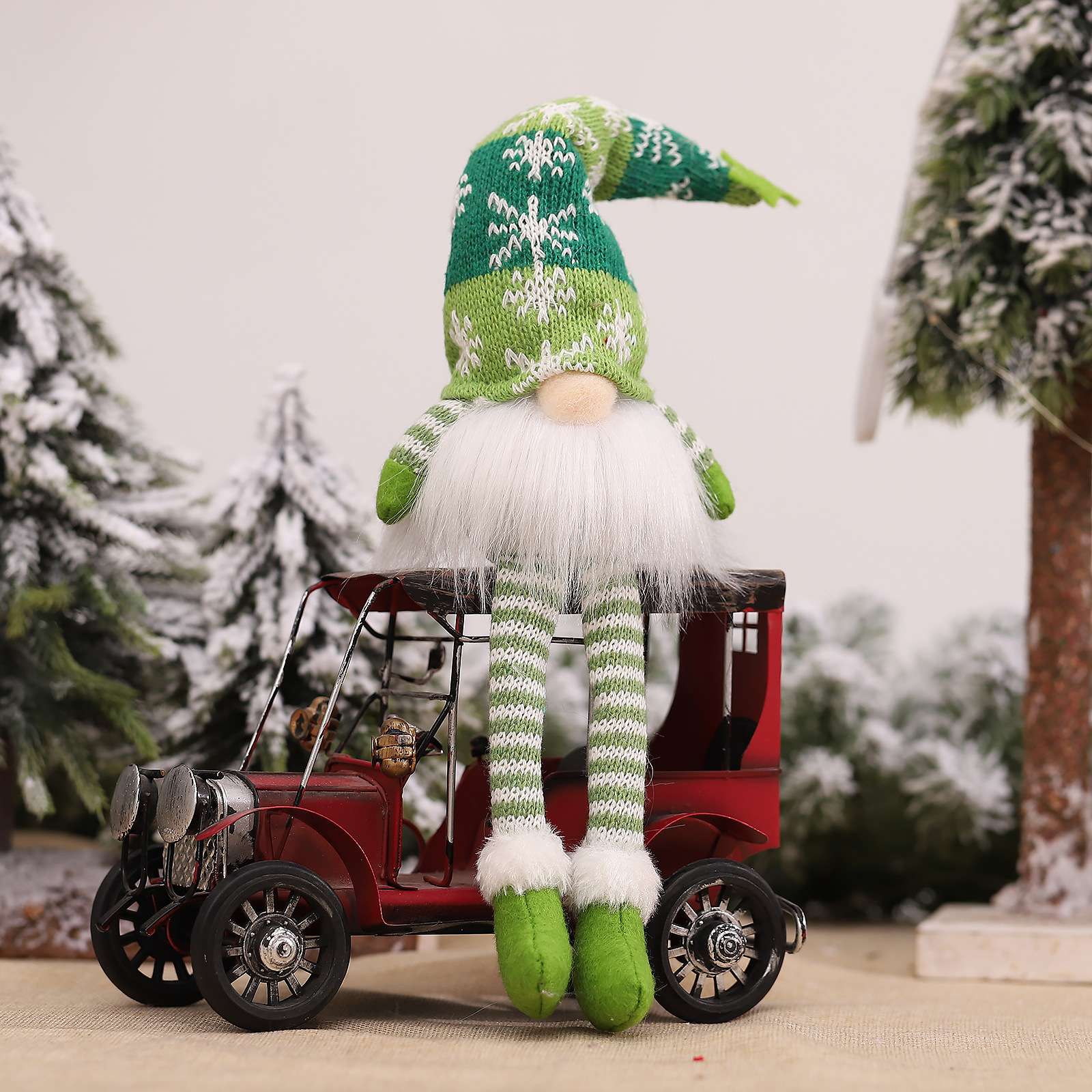 跨境新品圣诞节场景装扮道具发光带灯坐姿针织森林人公仔摆件批发详情图13