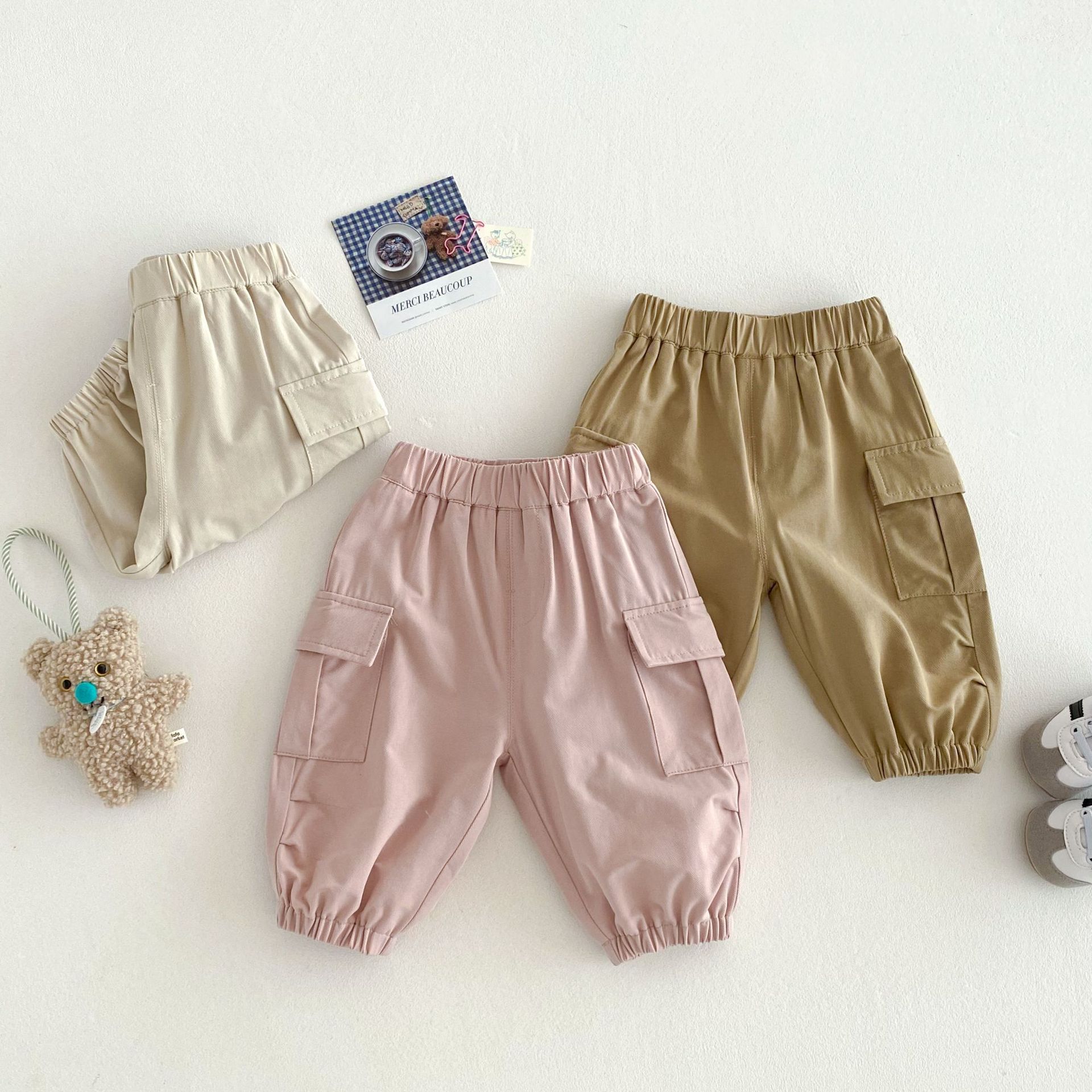 Solid-color workwear pants for children, 0-5 years old, 2025 new spring trendy boys' fashionable casual pants, baby spring pants details Picture