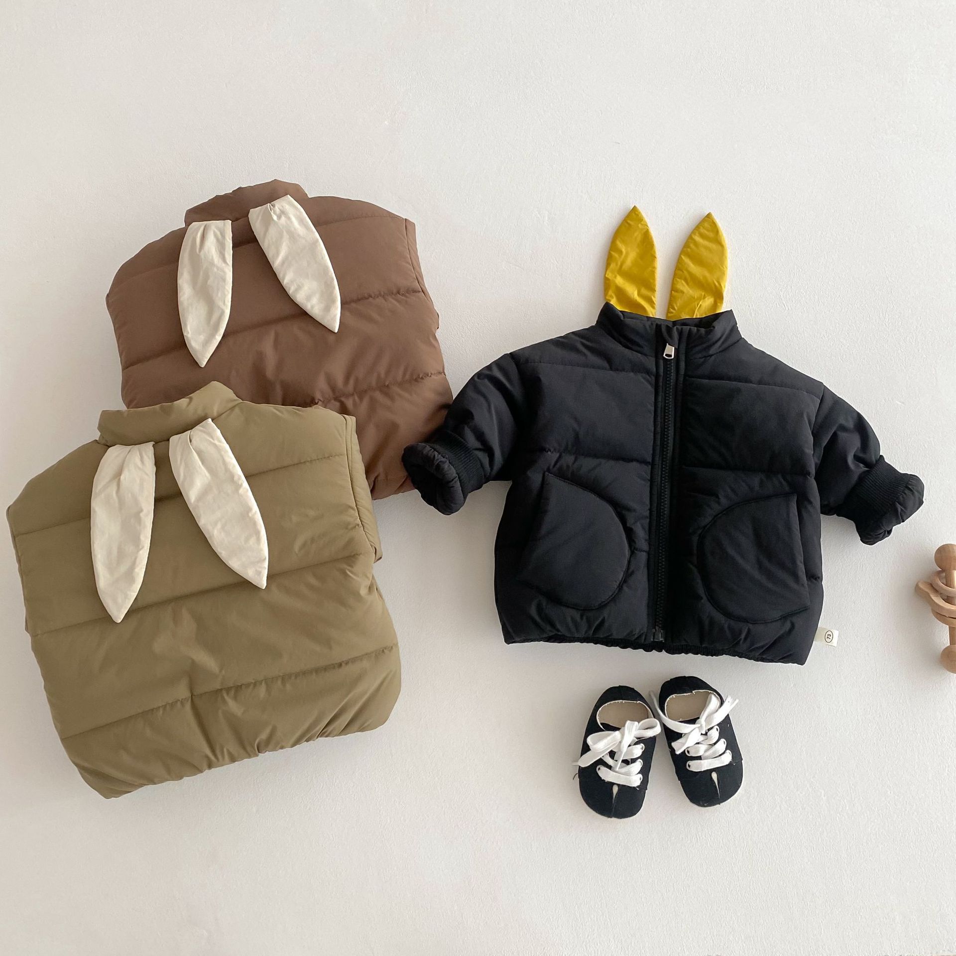 Children's solid-color cotton-padded clothes for 0-5 years old in winter, Class a Korean version, stylish thickened cotton-padded clothes for boys, trendy baby coat AY676 details Picture