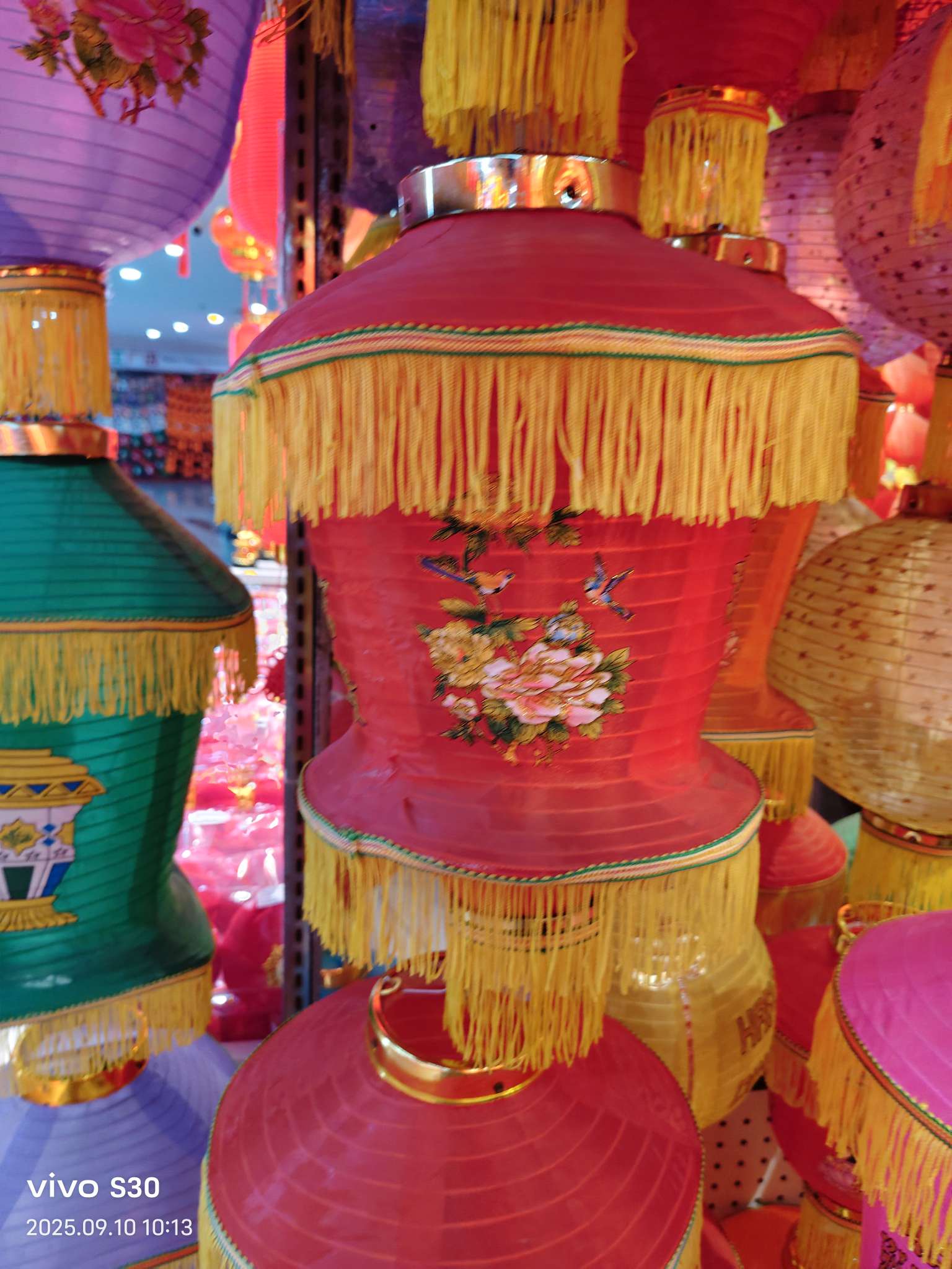 Steel wire lanterns, string lanterns, festival lanterns, new styles, old styles, welcome to order Specification image