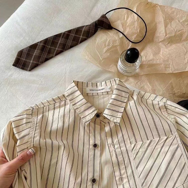 Children's long-sleeved shirts with a school style for spring 2024, featuring Korean-style fashionable striped casual tie shirts for both boys and girls Specification drawing