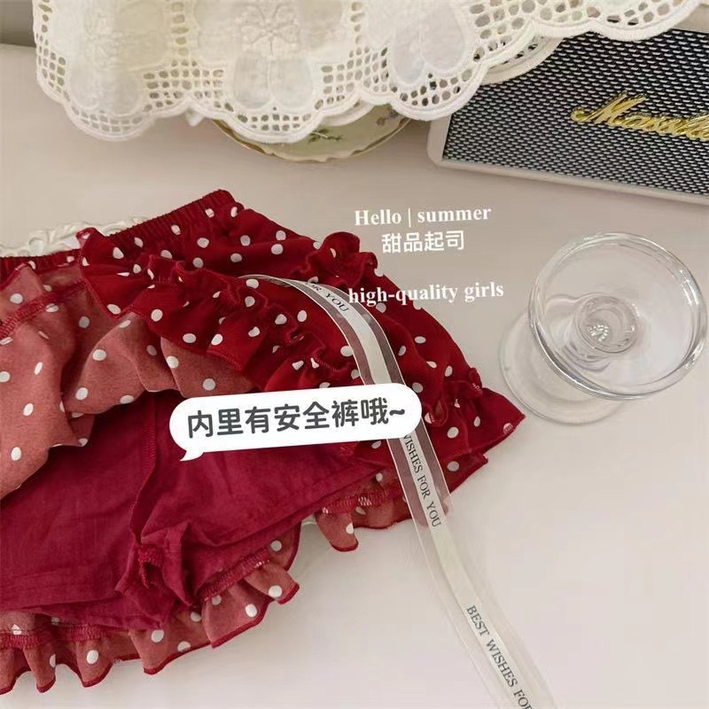 The new summer Korean children's clothing collection features a girl's elegant forest-themed little Red riding hood set, a little girl's embroidered vest top and shorts Specification drawing