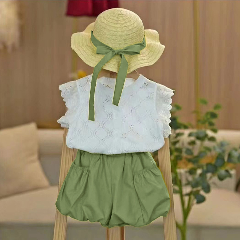 A new Korean-style children's stylish set for summer, featuring a lace vest and flower bud shorts for girls and babies full figure