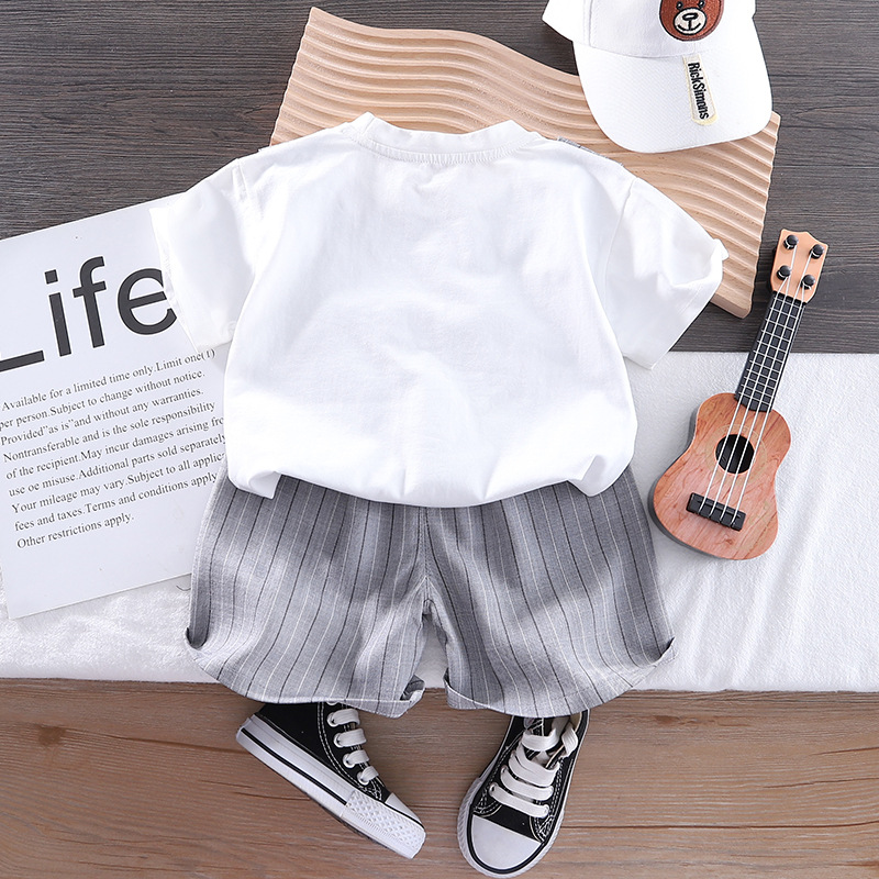 Wholesale children's clothing LQ bow tie stylish checked suit fake two-piece short-sleeved top 2024 summer new children's set Application Scenario