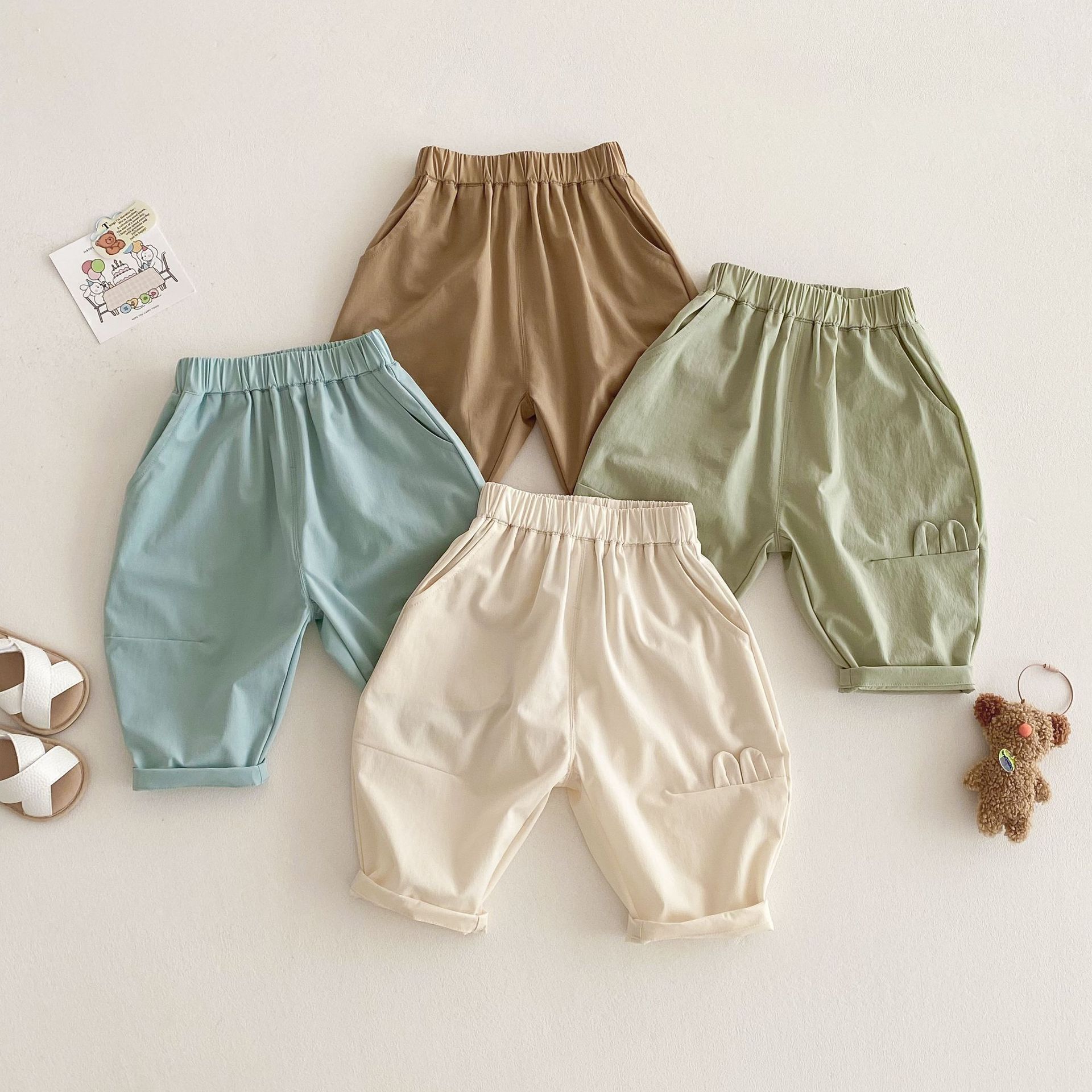 Children's solid color casual pants 2025 new style 0-5 years old summer boys' simple Korean-style casual pants Trendy baby pants details Picture
