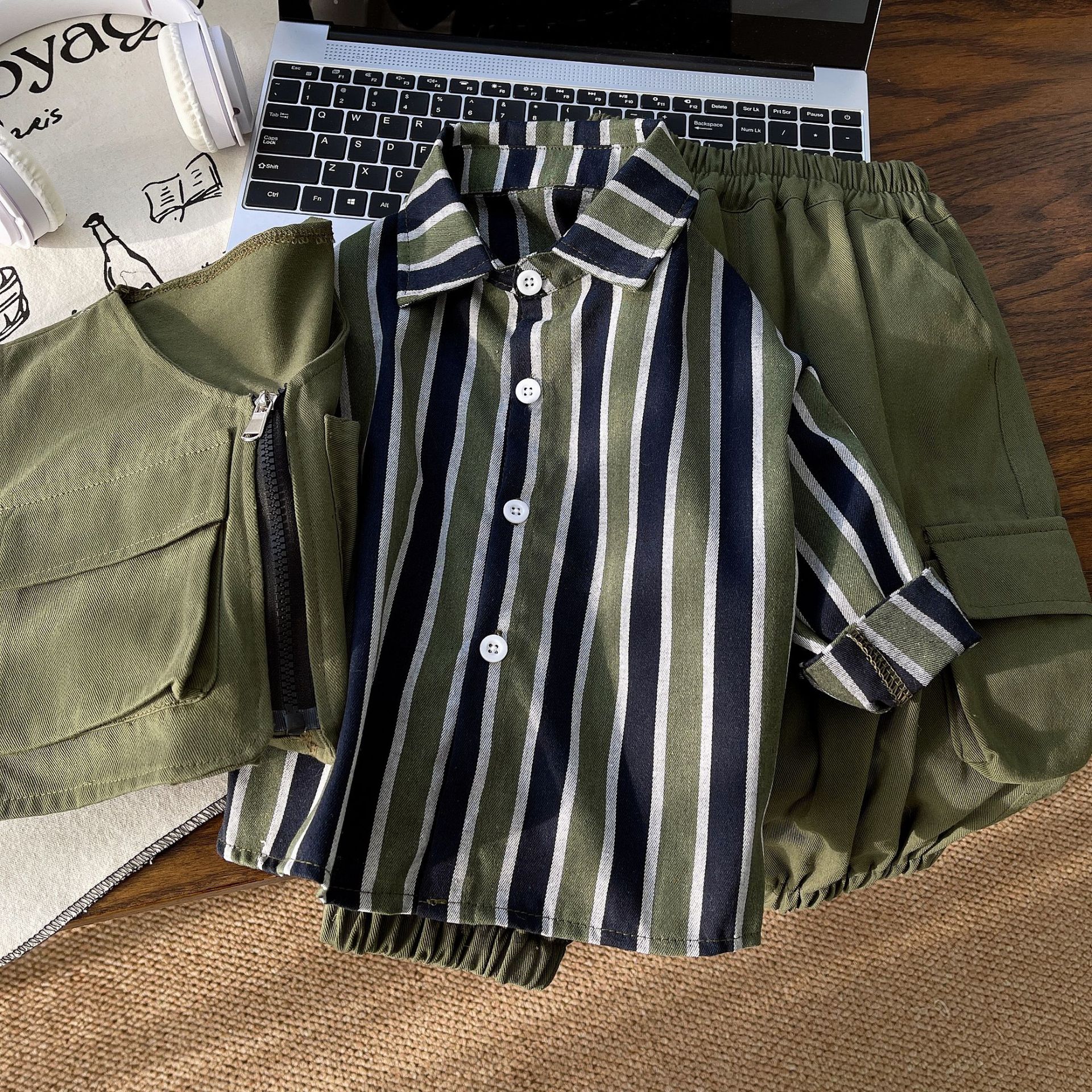 Ouba three-piece Boys' striped shirt set, new Spring and autumn children's trendy set, small and medium-sized children's clothing Specification drawing
