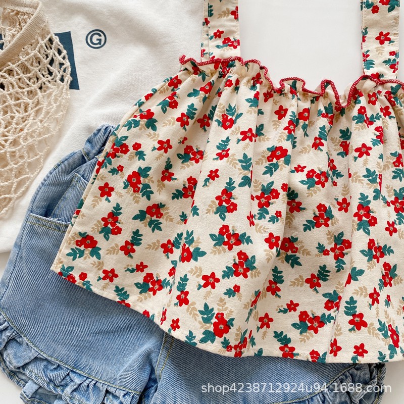 New Korean-style children's summer wear set, trendy and stylish, 1-3-year-old girl shorts, children's halter tops, two pieces of pure cotton details Picture