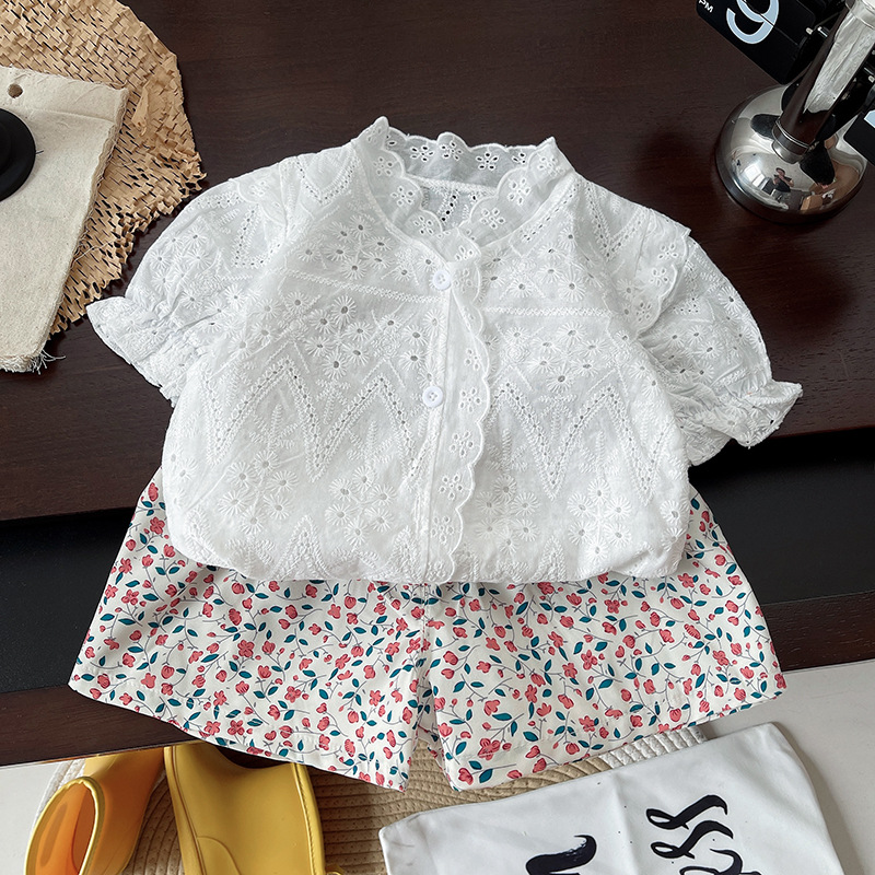 Children's clothing, girls' country-style vest, summer French sweet lace top, flower bud shorts, elastic waist set Specification drawing
