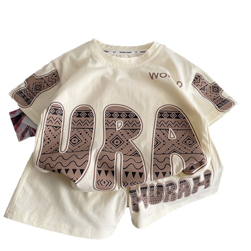 Boys' short-sleeved T-shirt set, cool and stylish Summer 2025 New style 3 Children's wear, baby sports summer wear, stylish two-piece set Item Picture