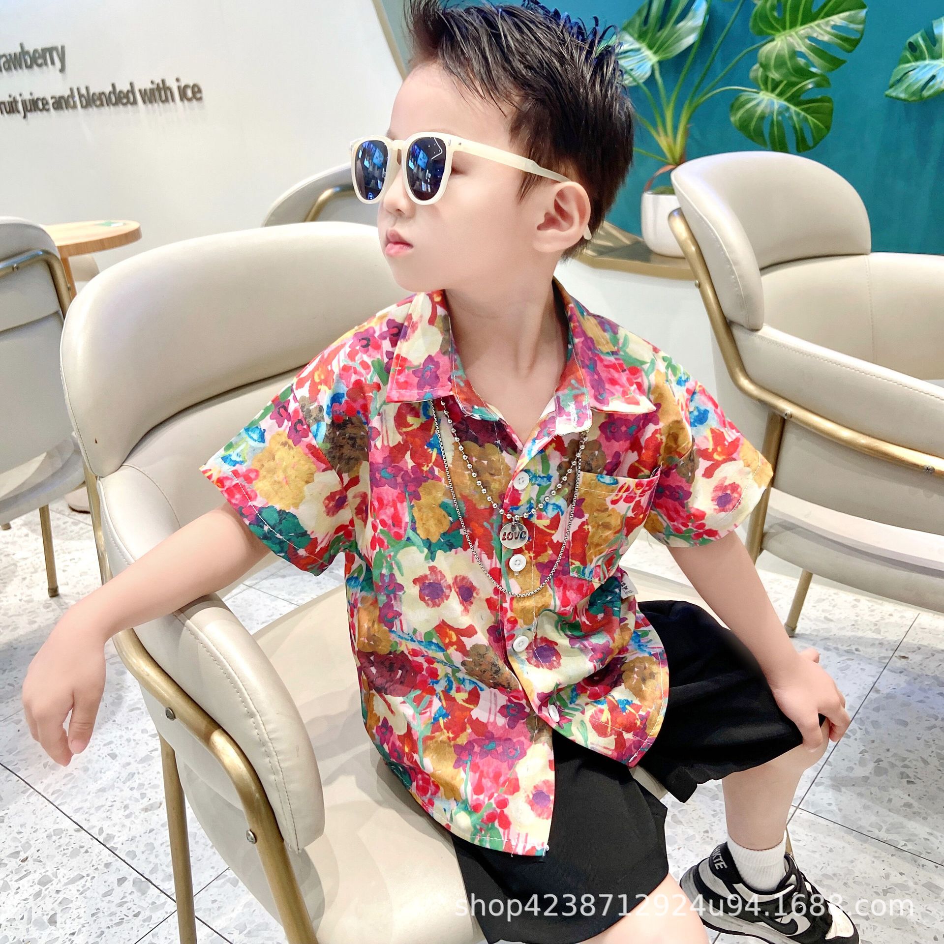 Children's shirts 2023 Summer Collection: Trendy and personalized floral short-sleeved shirt sets for kids and boys, summer wear for both boys and girls details Picture