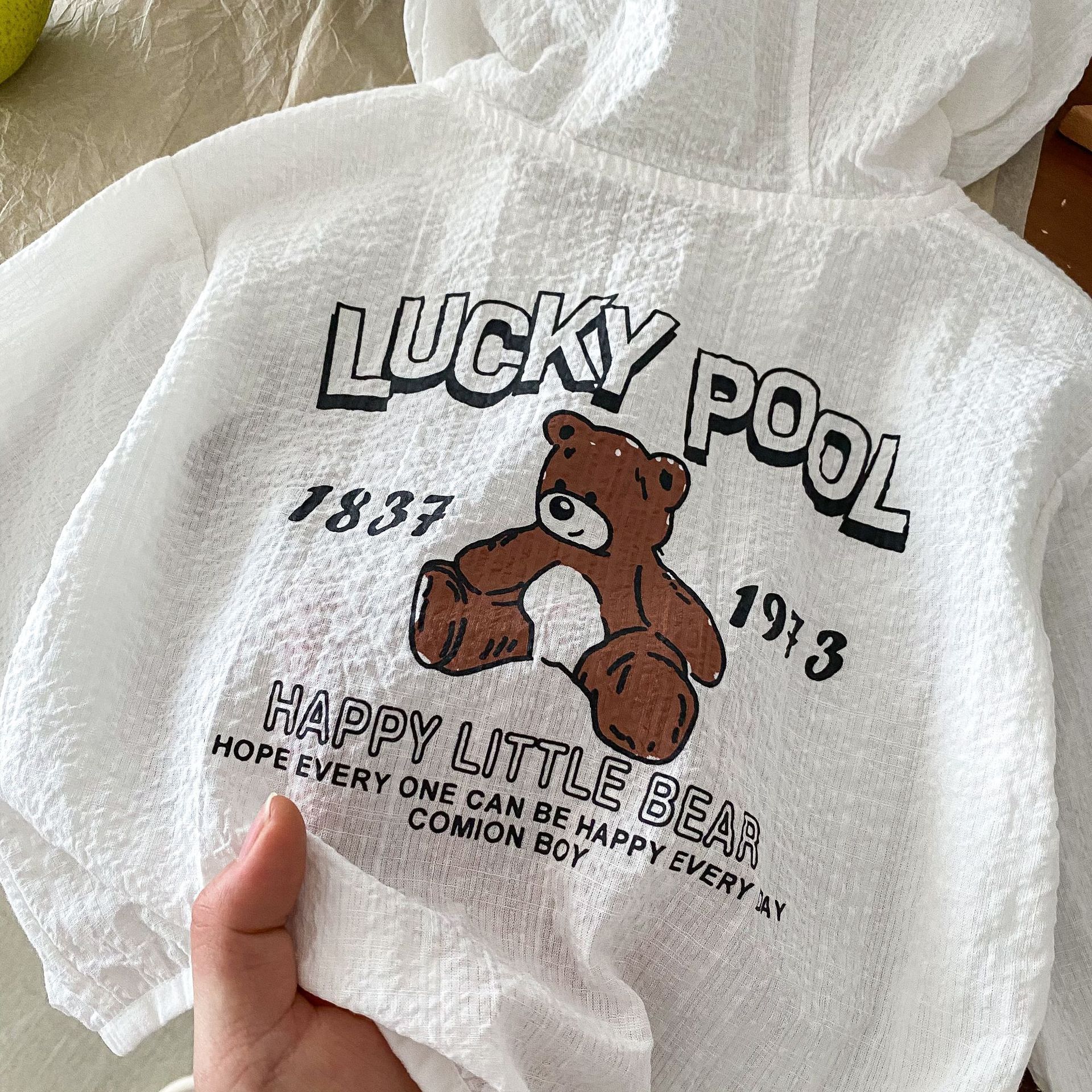 Children's cartoon air-conditioned shirt, 0-5 years old summer boys' fashionable bear hooded light jacket, girls' top BY166 Specification drawing