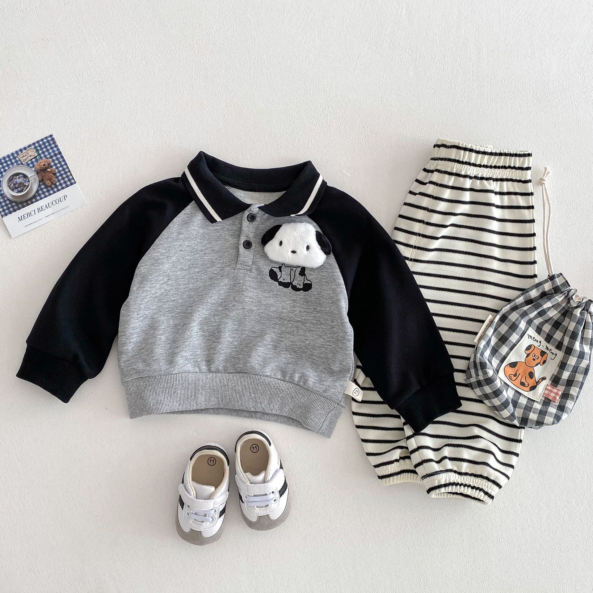 Children's cartoon doll hoodie 2025 new spring Boys' color-block pullover, baby Korean style spring Polo shirt details Picture