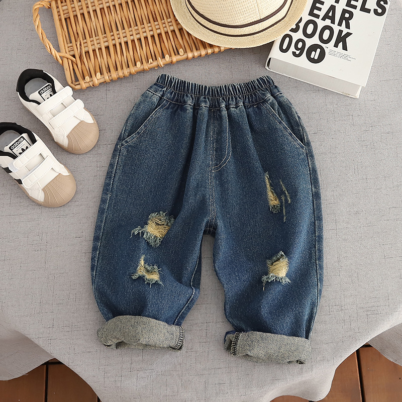 Boys' jeans autumn collection, children's long pants Spring and Autumn 2023 new style Baby stylish pants, children's casual pants trend full figure
