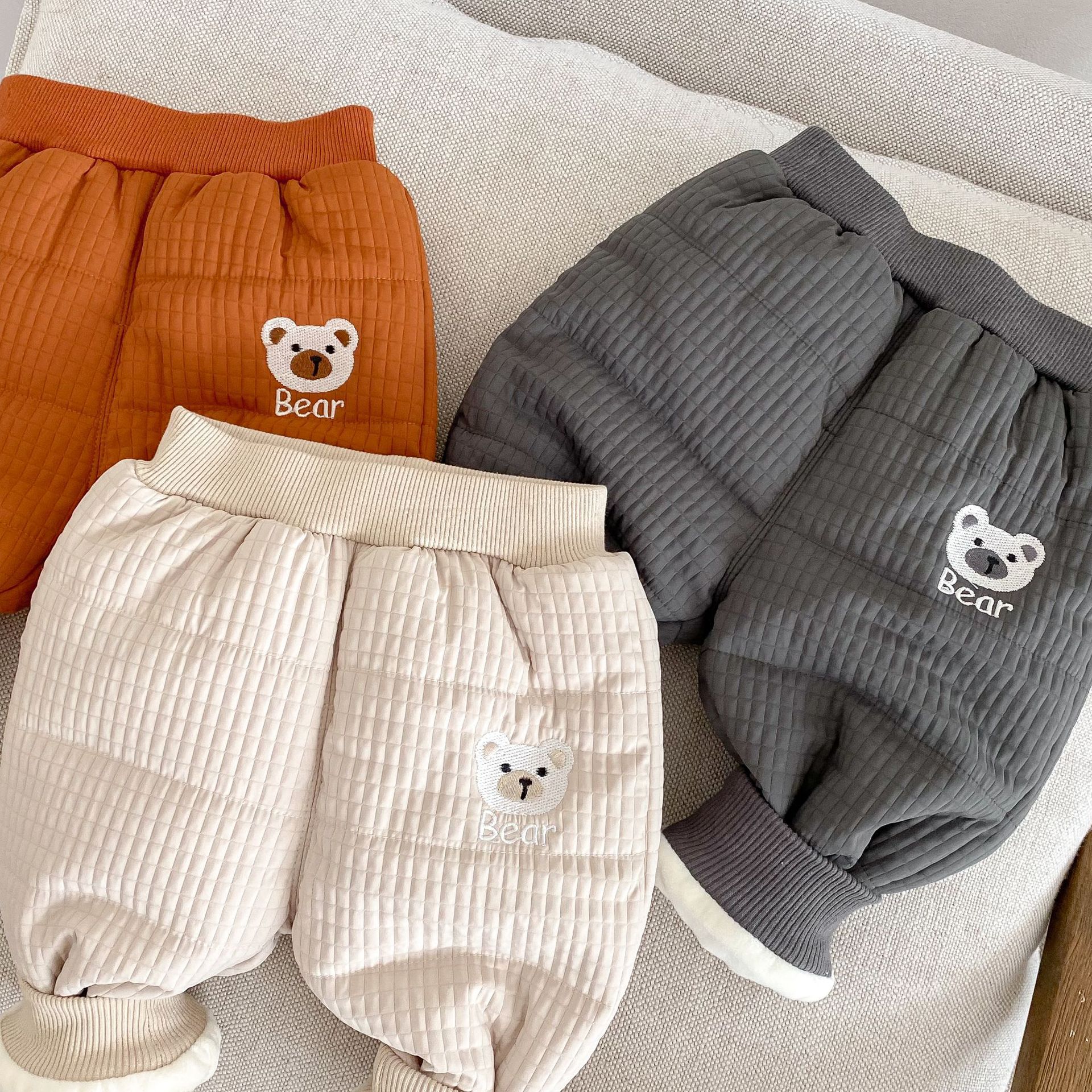 Korean children's casual pants for 0-5 years old winter babies embroidered cotton-padded tapered long pants, winter warm pants AK203 Specification drawing