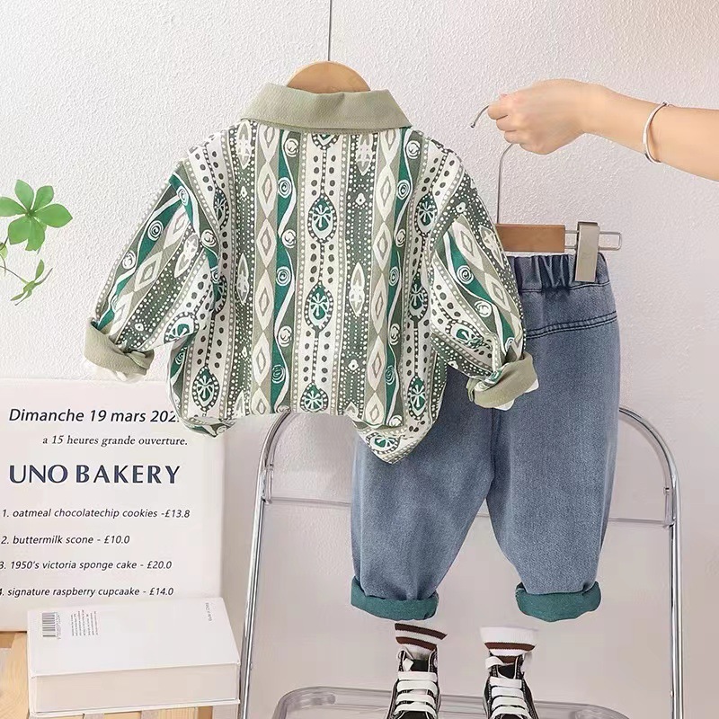 Spring and Autumn cardigan three-piece set for boys, 2023 new style cool and stylish autumn casual Korean-style children's clothing details Picture