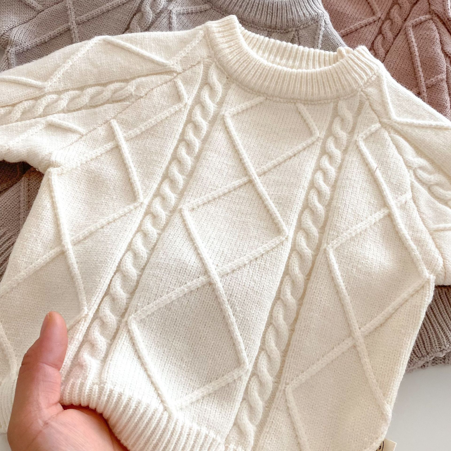Children's twisted knit sweater, 0-5 years old, autumn and winter for boys and girls, stylish cored yarn sweater, solid color jumpsuit AY688 Specification drawing