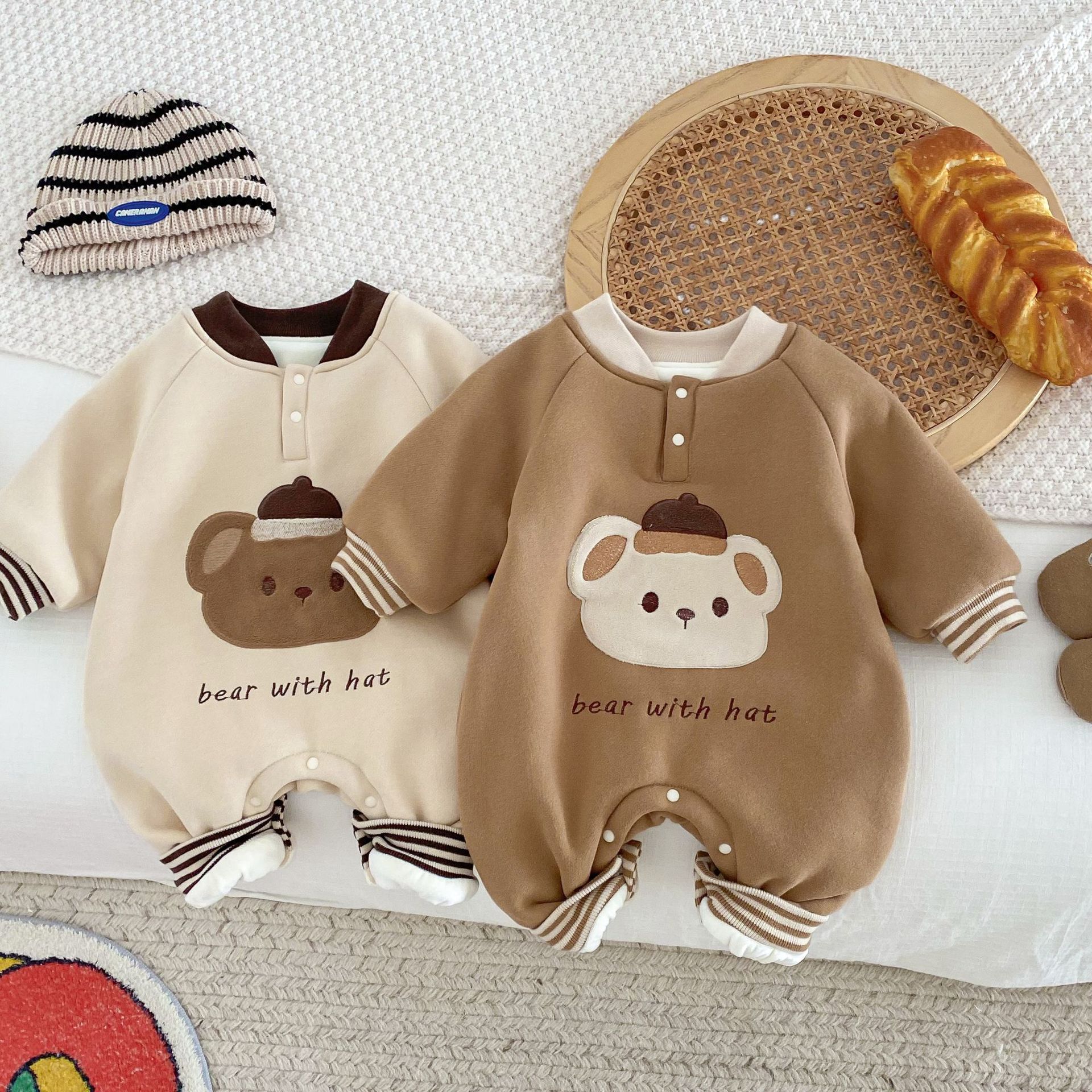 Baby bear crawling suit for winter babies aged 0-2, super cute one-piece suit for newborns, first birthday dress trend AL348 full figure