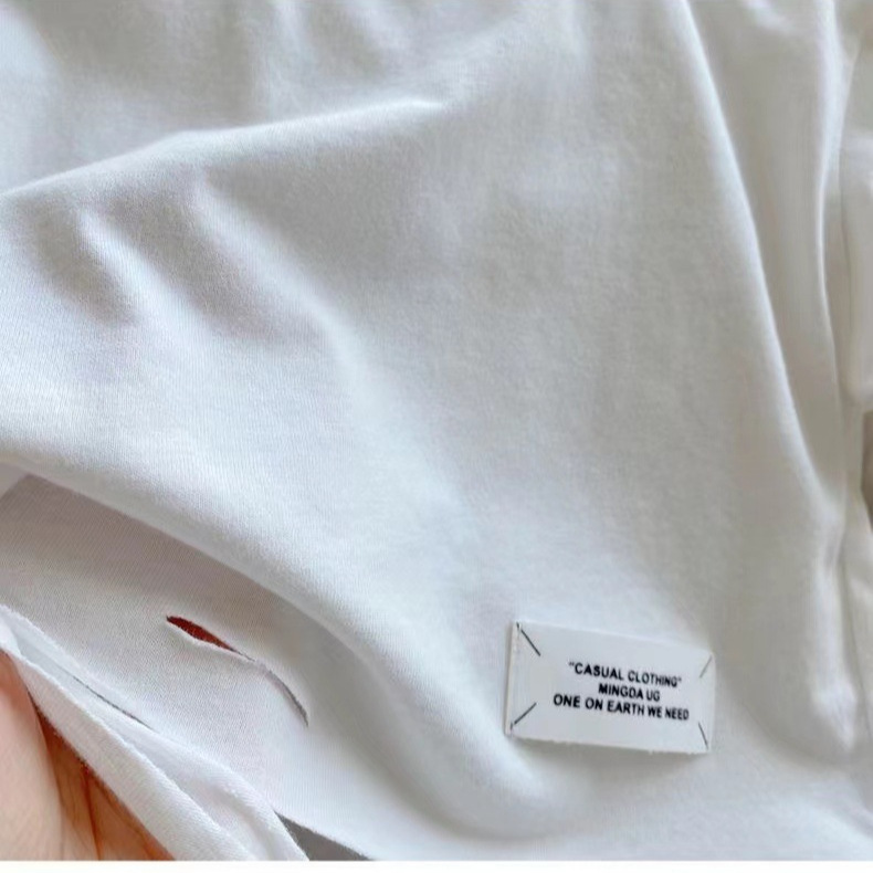 Label perforated single T-shirt, white cotton thin long-sleeved T-shirt for boys, spring and autumn new style baby solid color top base layer Application Scenario