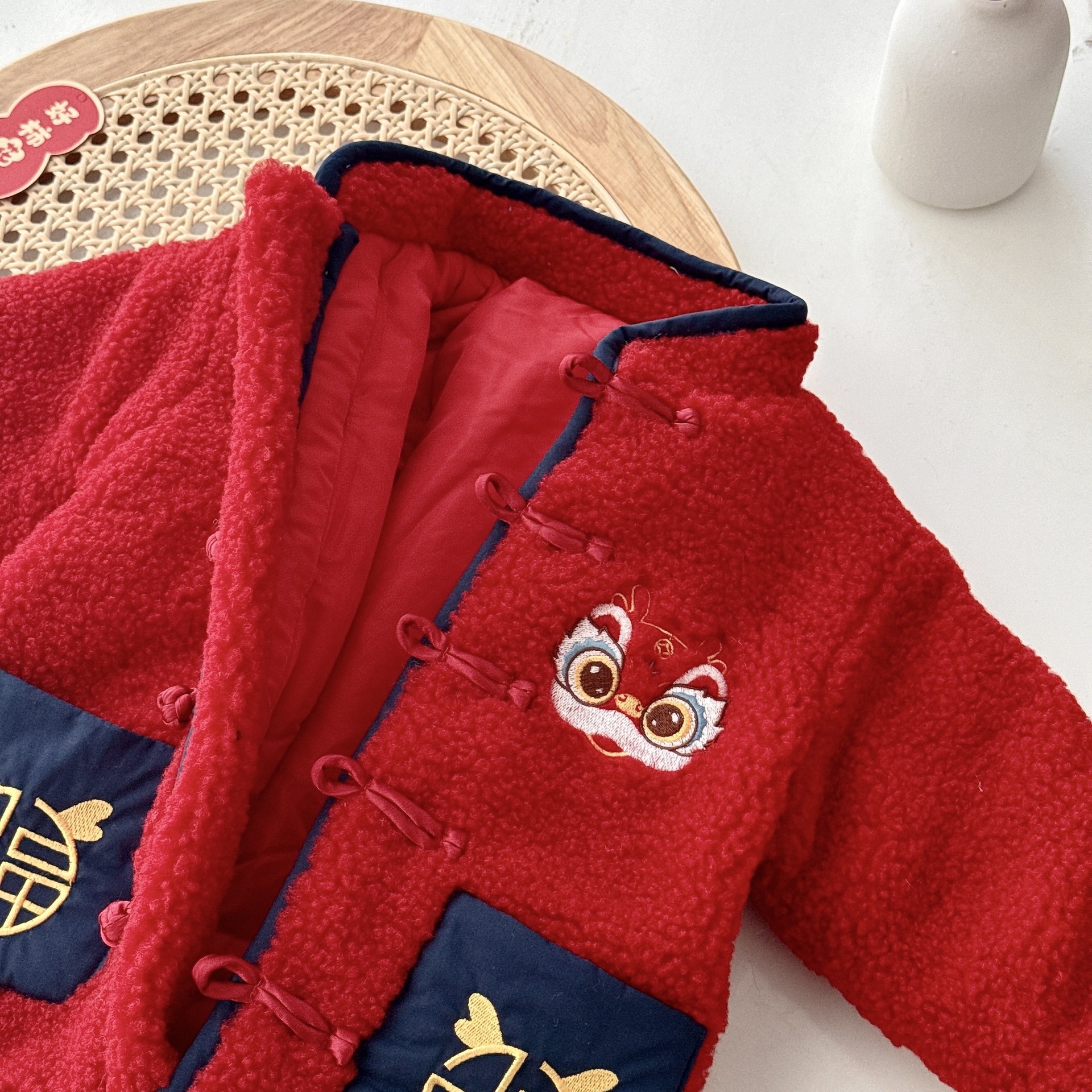 Baby embroidered cotton-padded New Year greeting clothes, super cute thick one-piece suit for winter A-class babies, baby New Year clothes AL443 Specification drawing