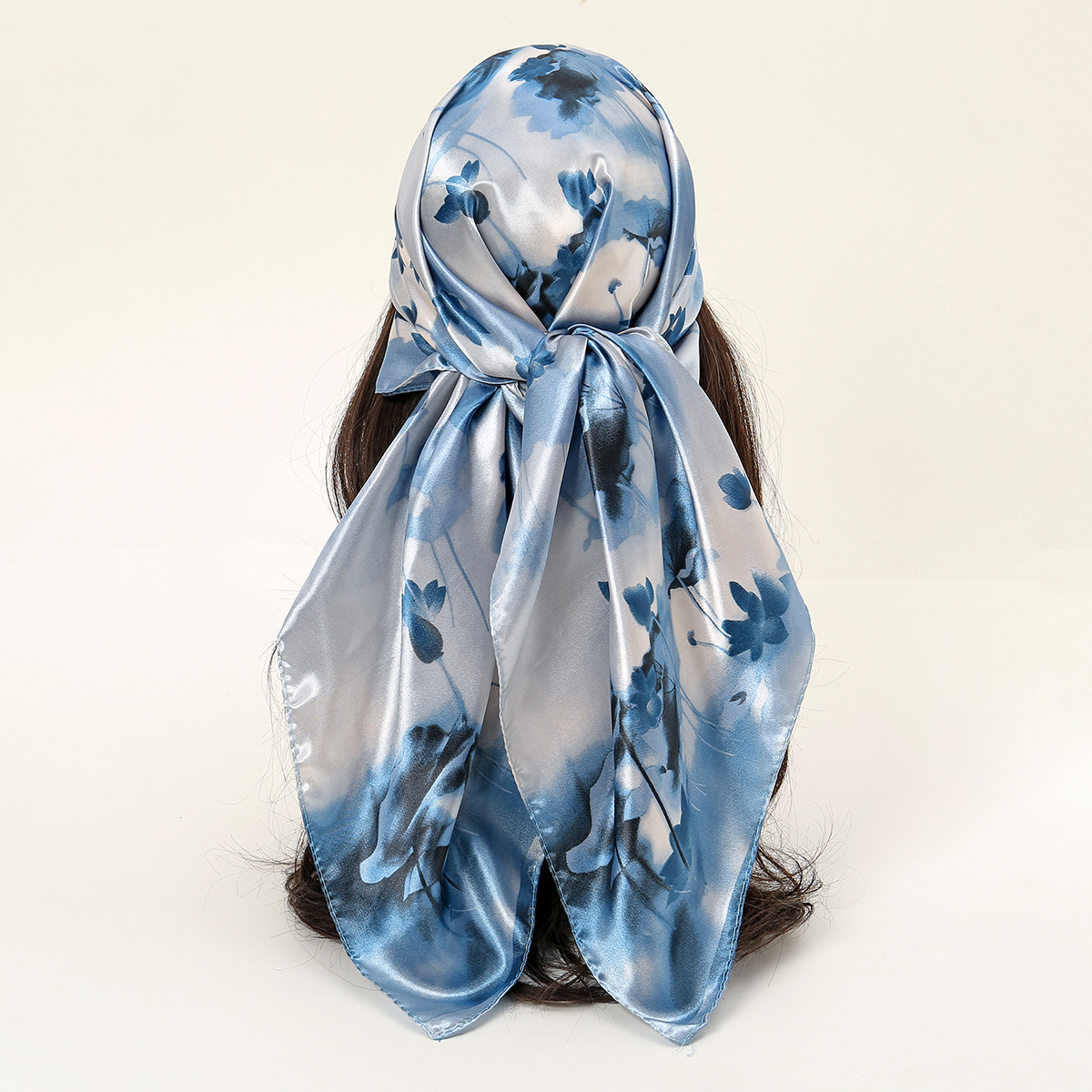New lotus print square scarf and scarf for foreign trade, realistic style, European and American, 90cm fashionable women's hip-hop silk headscarf and square scarf full figure