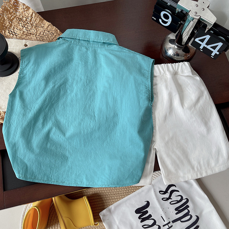 Nanbao's 2025 new Korean-style simple summer outfit for boys is fresh and light blue sleeveless shirt and 5-inch pants set, which is cool and trendy Application Scenario
