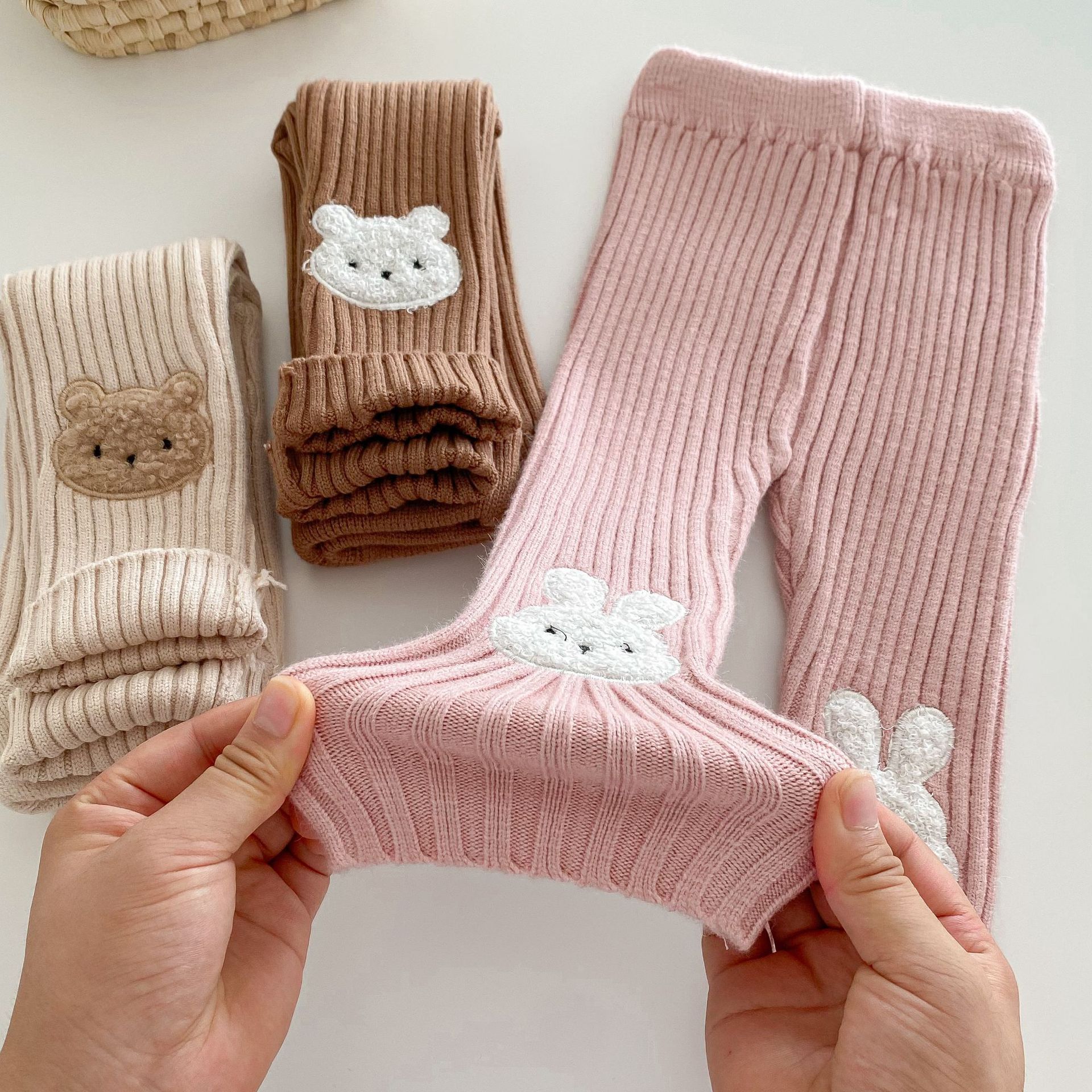 Girls' knitted leggings, 0-5 years old autumn girls' super cute cartoon casual pants, children's autumn pants AK438 Specification drawing