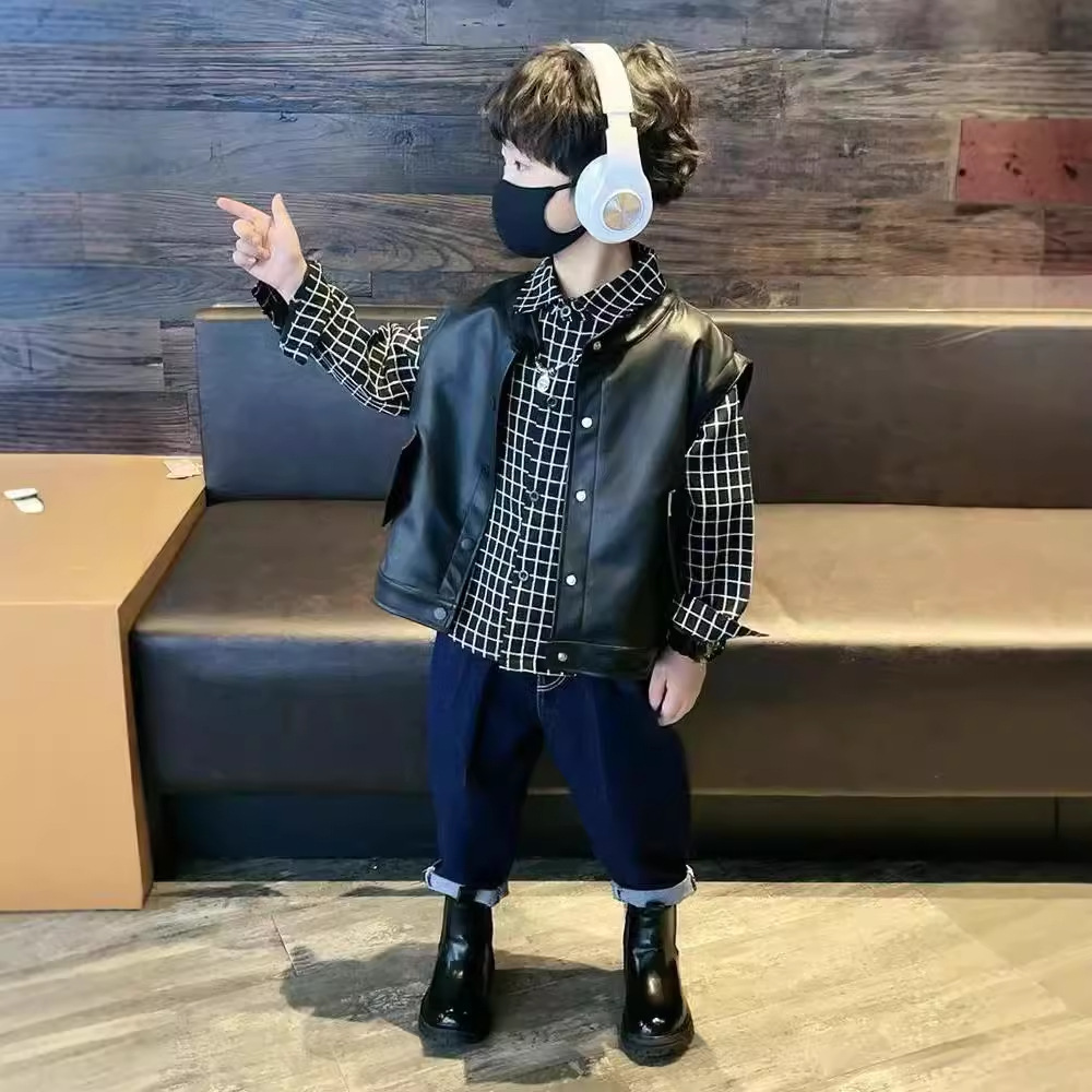 The 2024 autumn new leather vest three-piece boys' set, leather jacket, vest and shirt set, is fashionable and trendy for boys details Picture