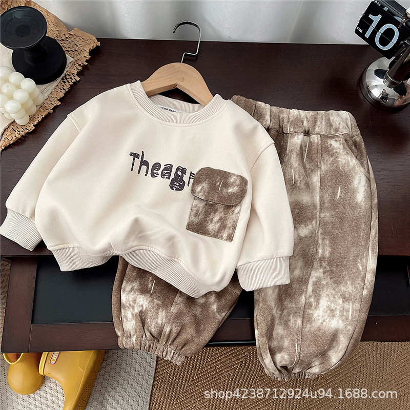 Boys' Autumn Set 2025 New Style Cool Little Kids hoodie Children loose baby autumn clothes Fashion trend full figure