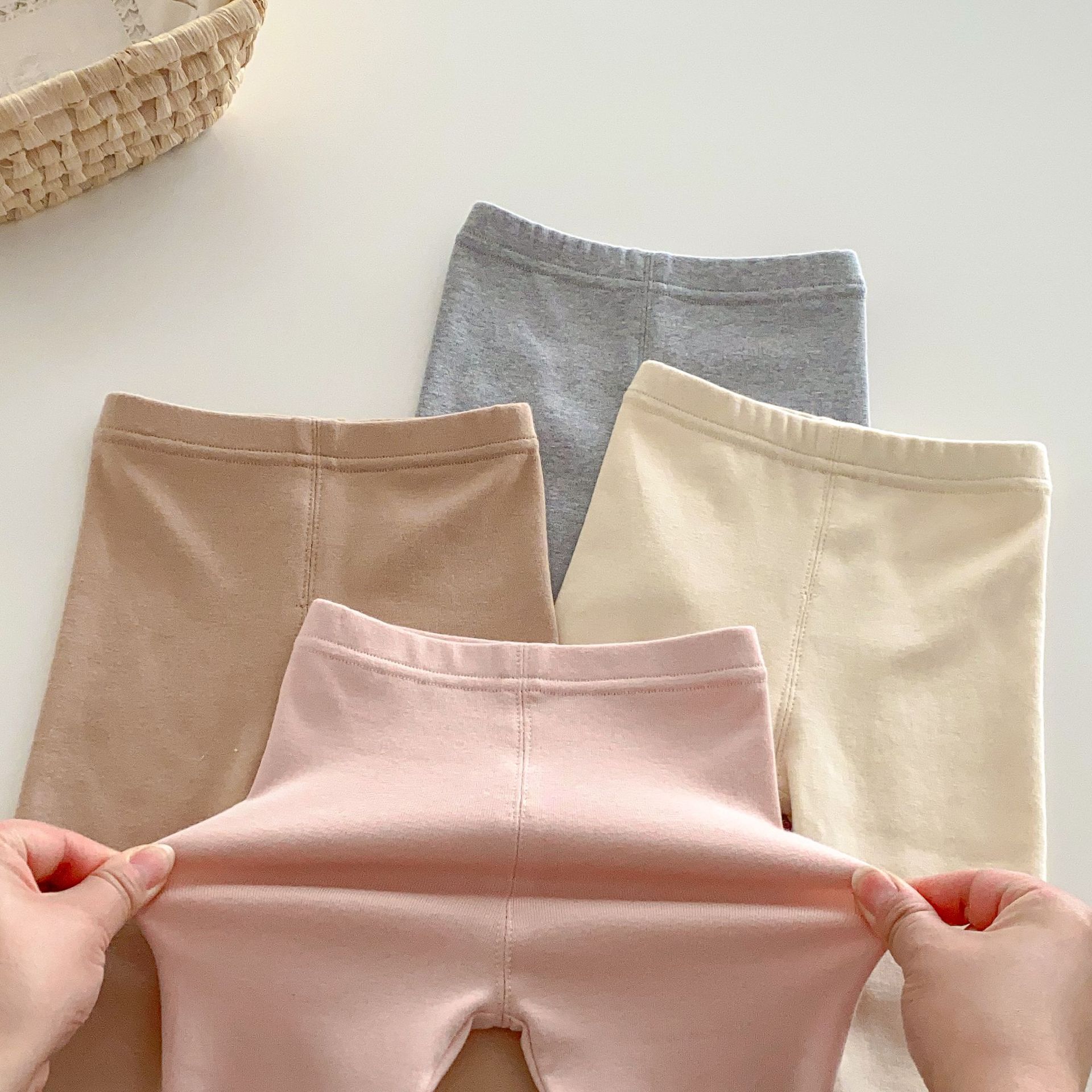 Simple leggings for girls, 0-5 years old, 2025 new spring baby ribbed pants, children's stylish Korean-style spring wear Specification drawing
