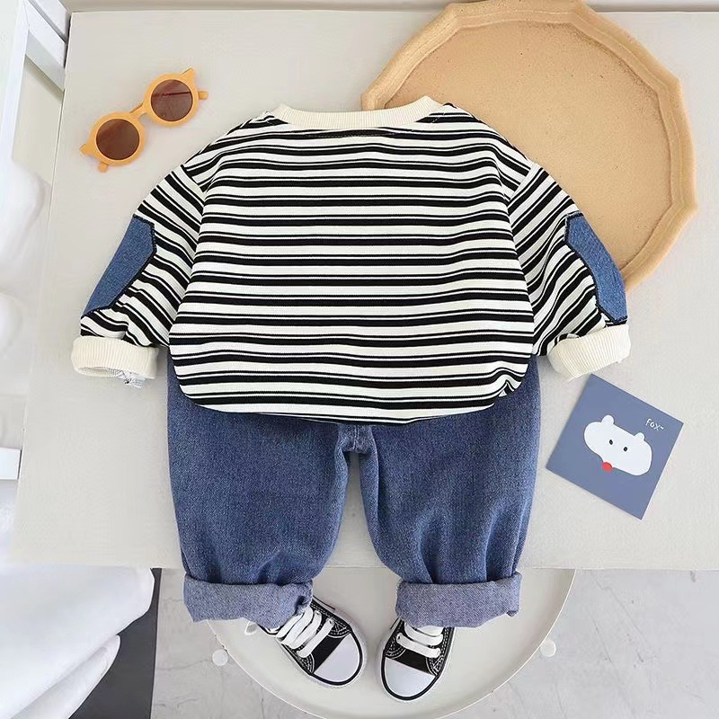 Children's sets, spring baby's stylish long-sleeved sportswear, two-piece sets of boys' and girls' sweatshirts, autumn baby clothes Application Scenario