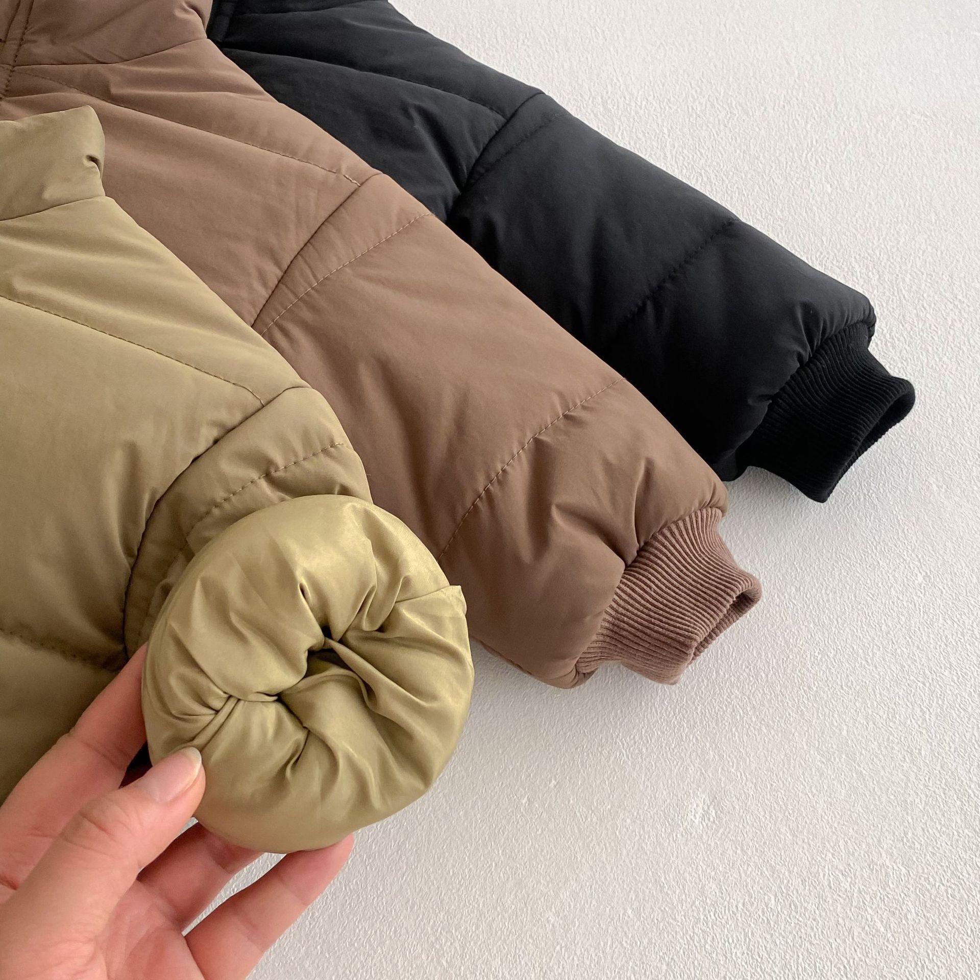 Children's solid-color cotton-padded clothes for 0-5 years old in winter, Class a Korean version, stylish thickened cotton-padded clothes for boys, trendy baby coat AY676 Application Scenario