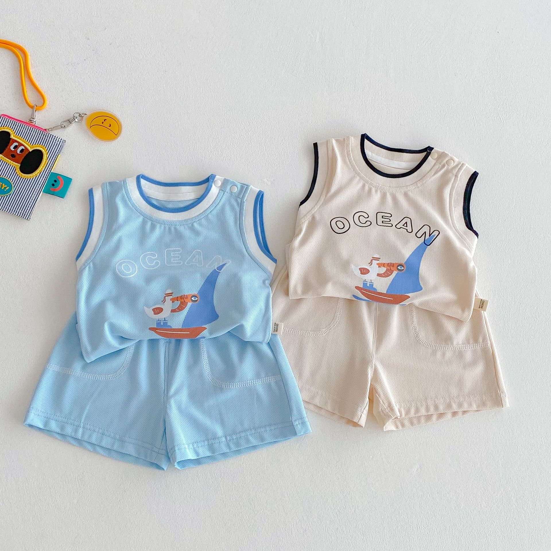 Children's Sports Set 2025 New Summer Boys' Korean Cartoon Breathable backrest Trendy Solid Color Shorts Two-piece set full figure