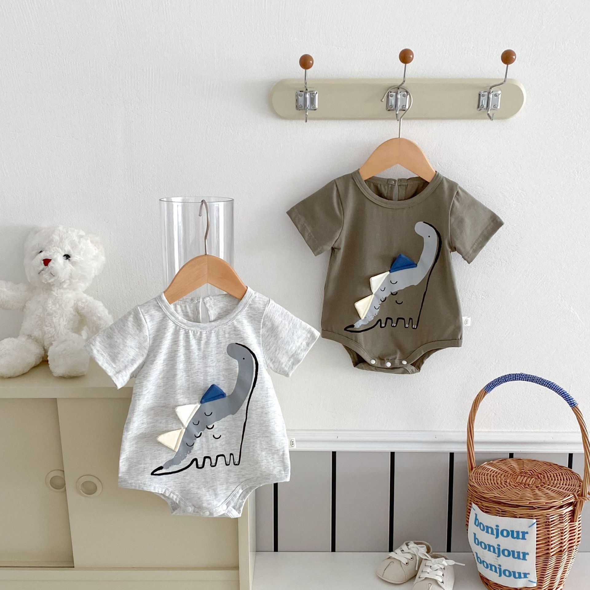 Cute baby coverings for 0-2 years old summer in Zhili, Huzhou, featuring cartoon dinosaur one-piece suits for boys and girls AL522 full figure